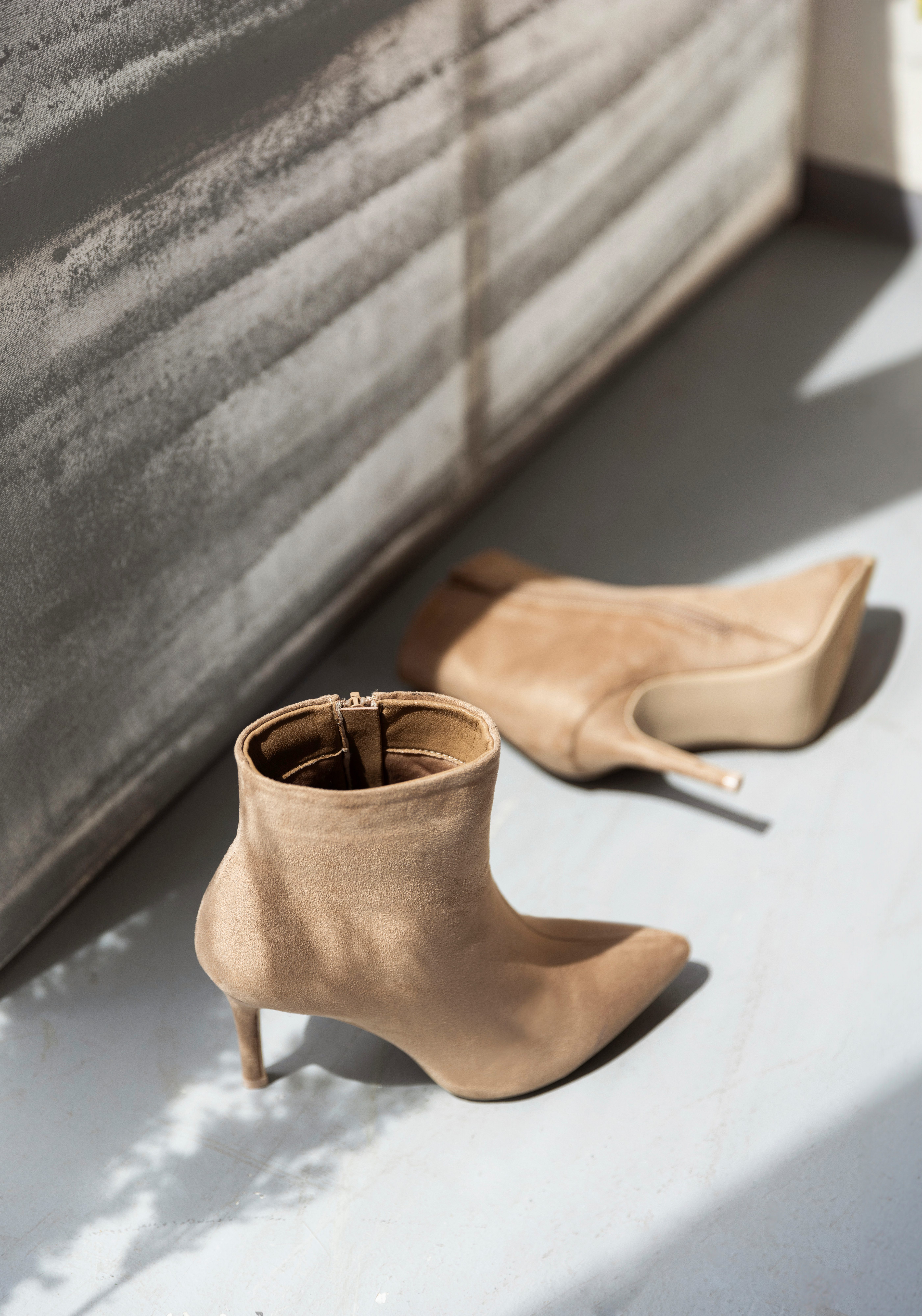 Aniston SHOES Laarsjes ankleboots in spitse vorm - nieuwe collectie