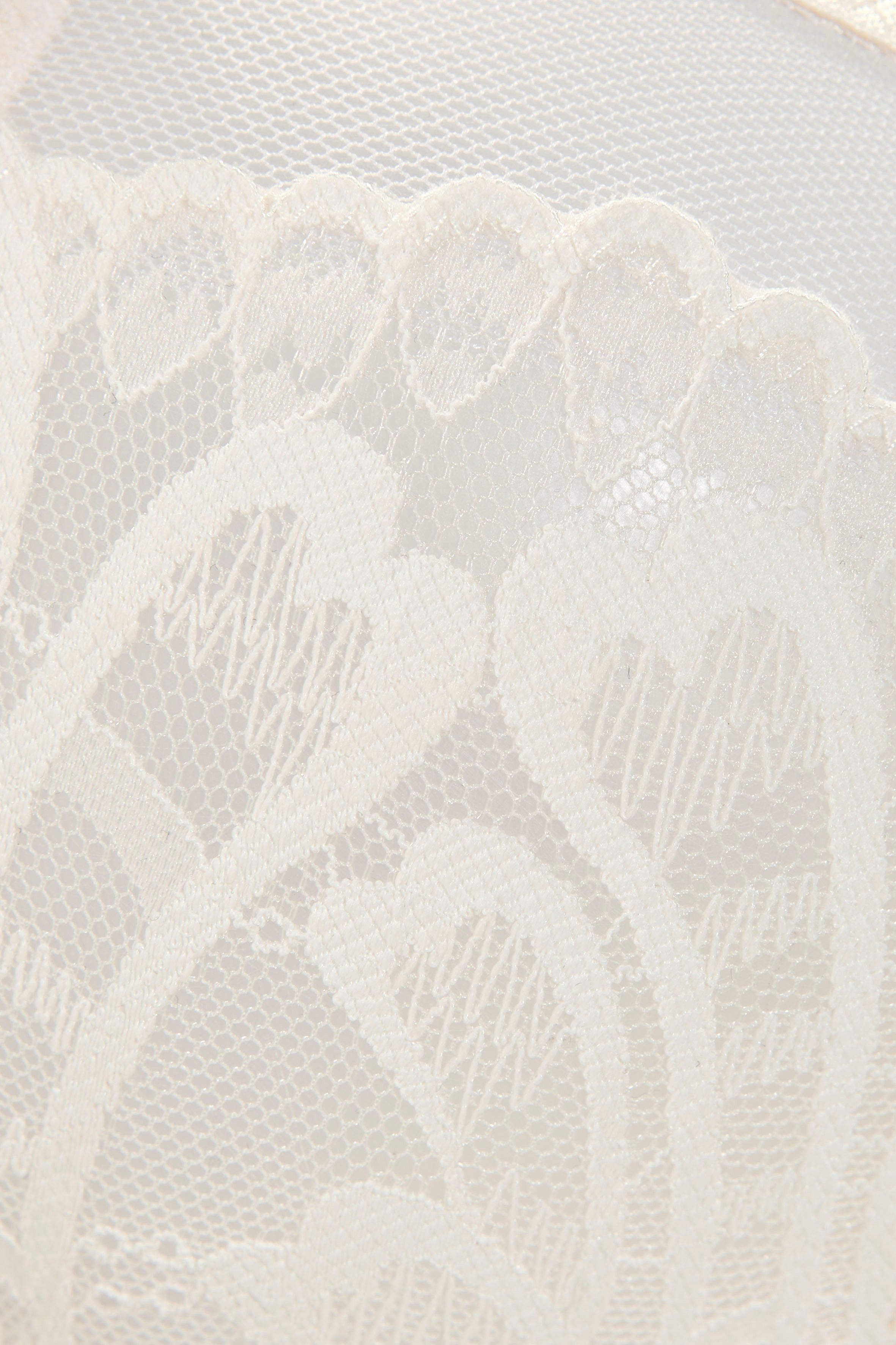 Lascana Beugel-bh FLORA met fijne kant en edel glinsterend accessoire, sexy lingerie
