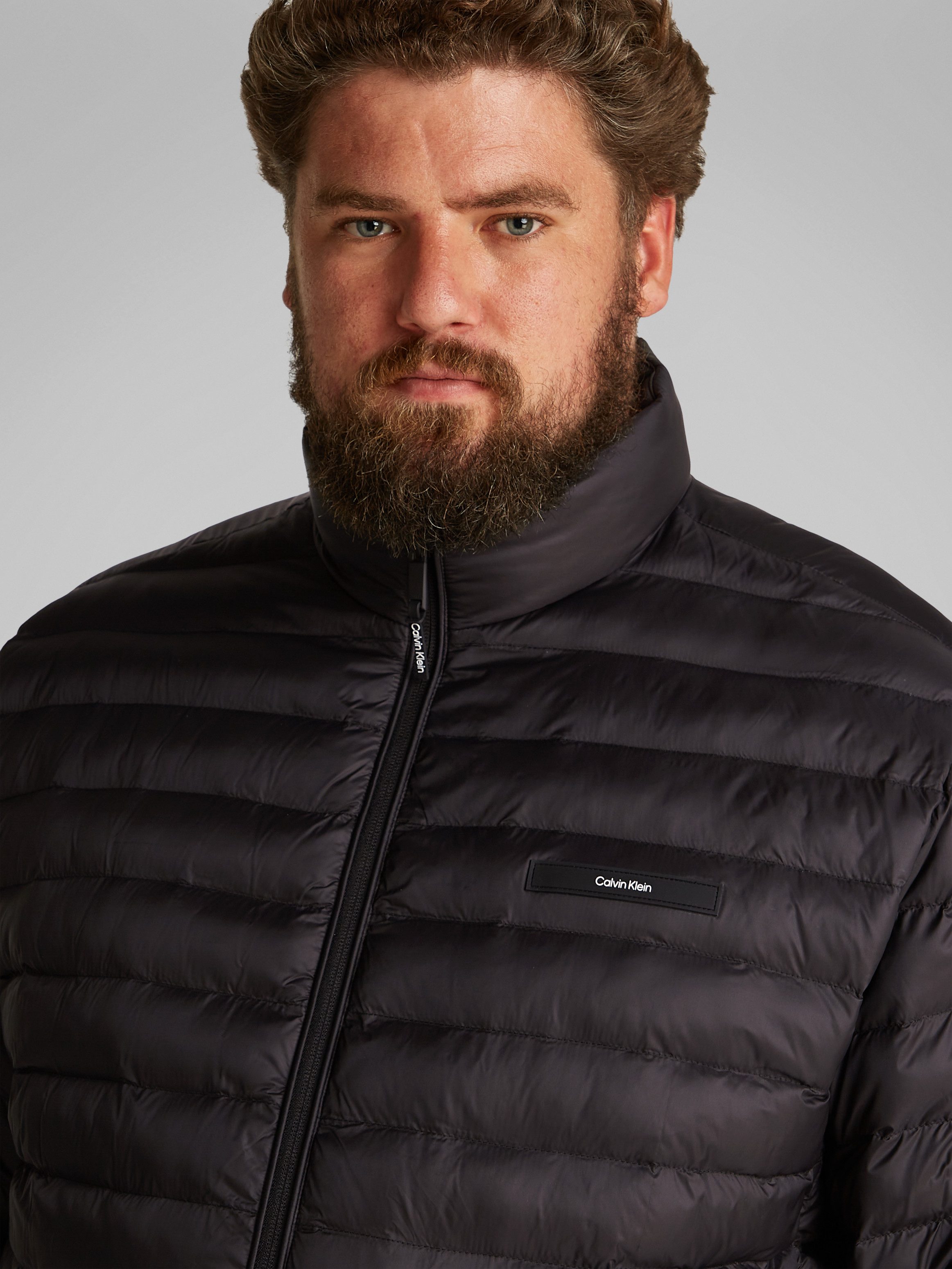Calvin Klein Gewatteerde jas BT_LW QUILT JACKET in grote maten met logopatch