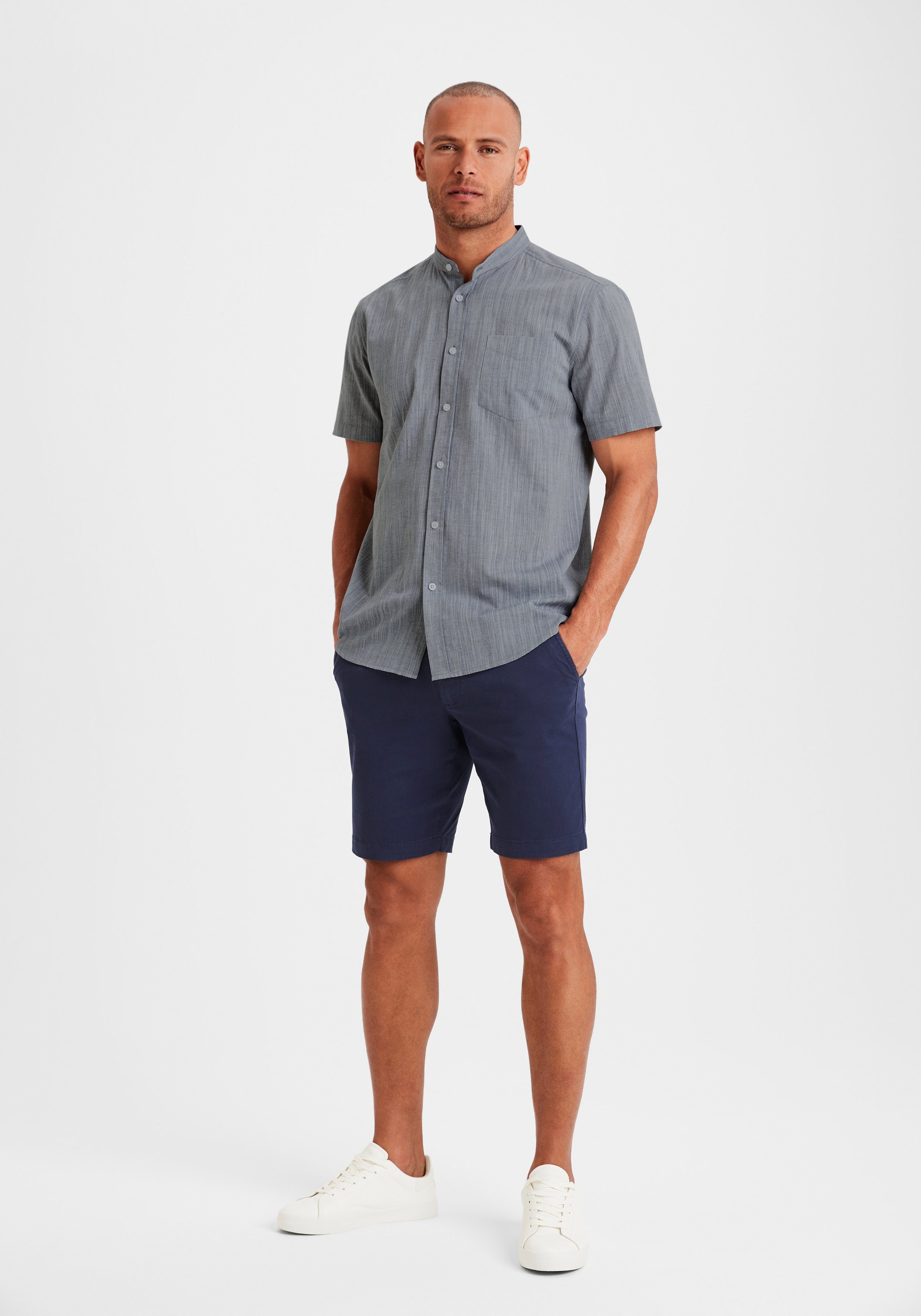 H.I.S Overhemd met korte mouwen Regular fit, knoopsluiting, met opstaande kraag Regular fit, staande kraag shirt met borstzak, 100% katoen