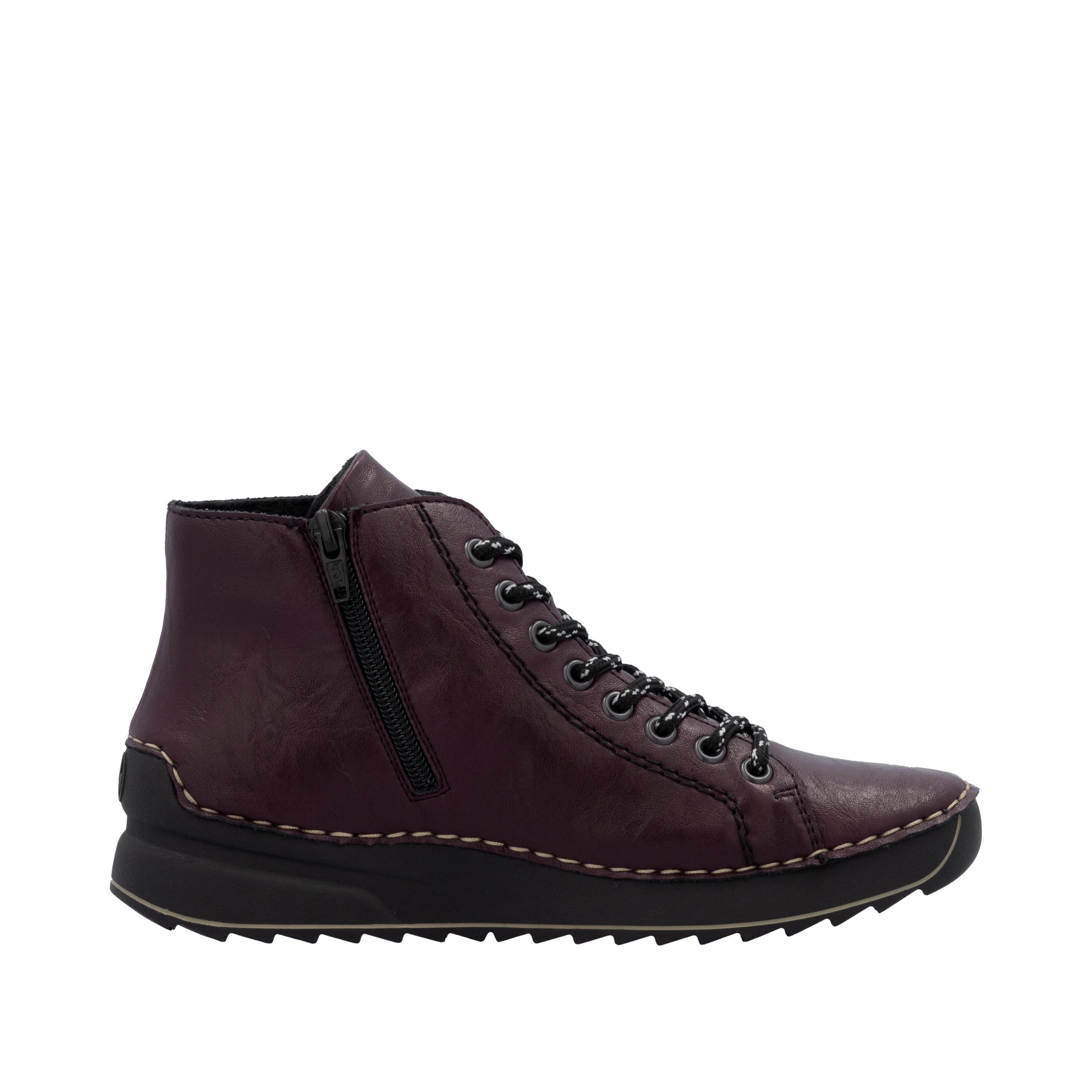 Rieker Hoge veterschoenen met modieuze profielzool