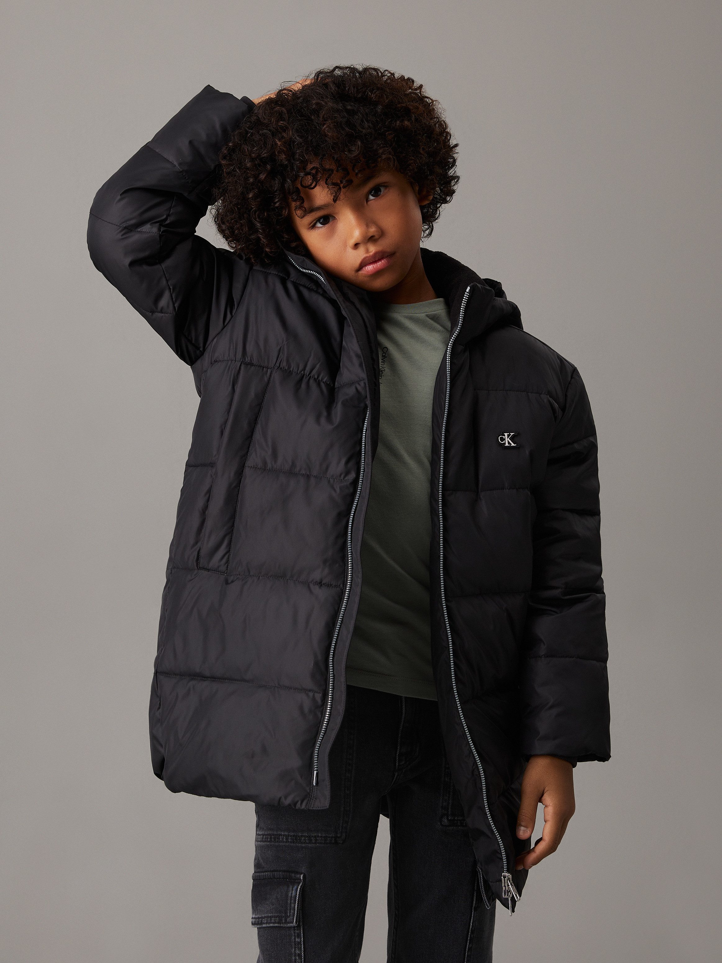 Calvin Klein Parka ESSENTIAL PARKA PUFFER voor kinderen tot 16 jaar en met logo-patch