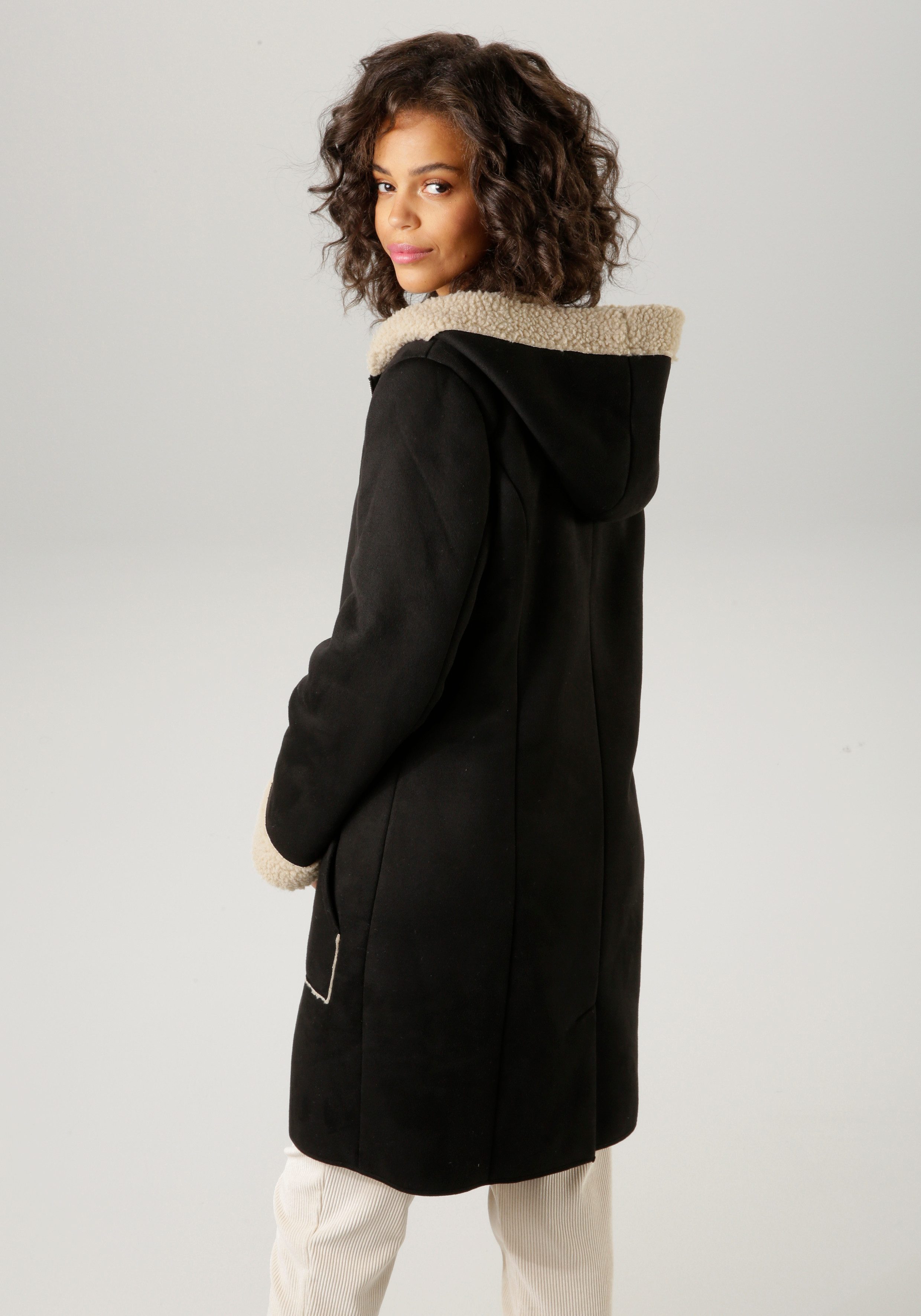 Aniston CASUAL Korte jas met een capuchon