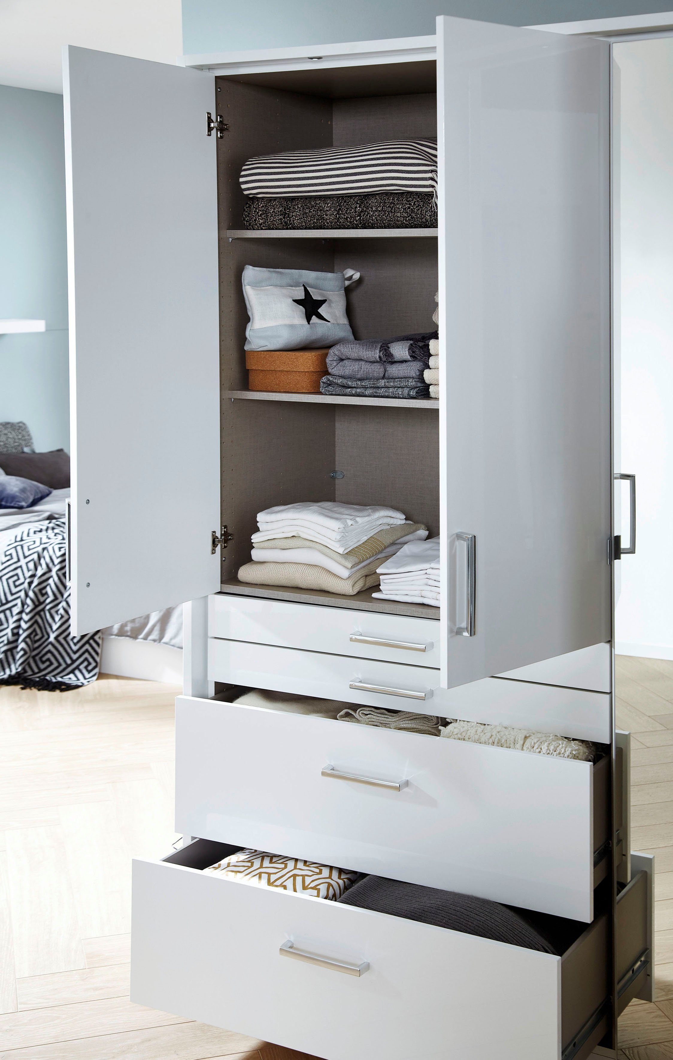 rauch Draaideurkast Kledingkast kast garderobe garderobekast topseller HOMBURG inclusief passe-partout, bovenste lade met indeling made in germany