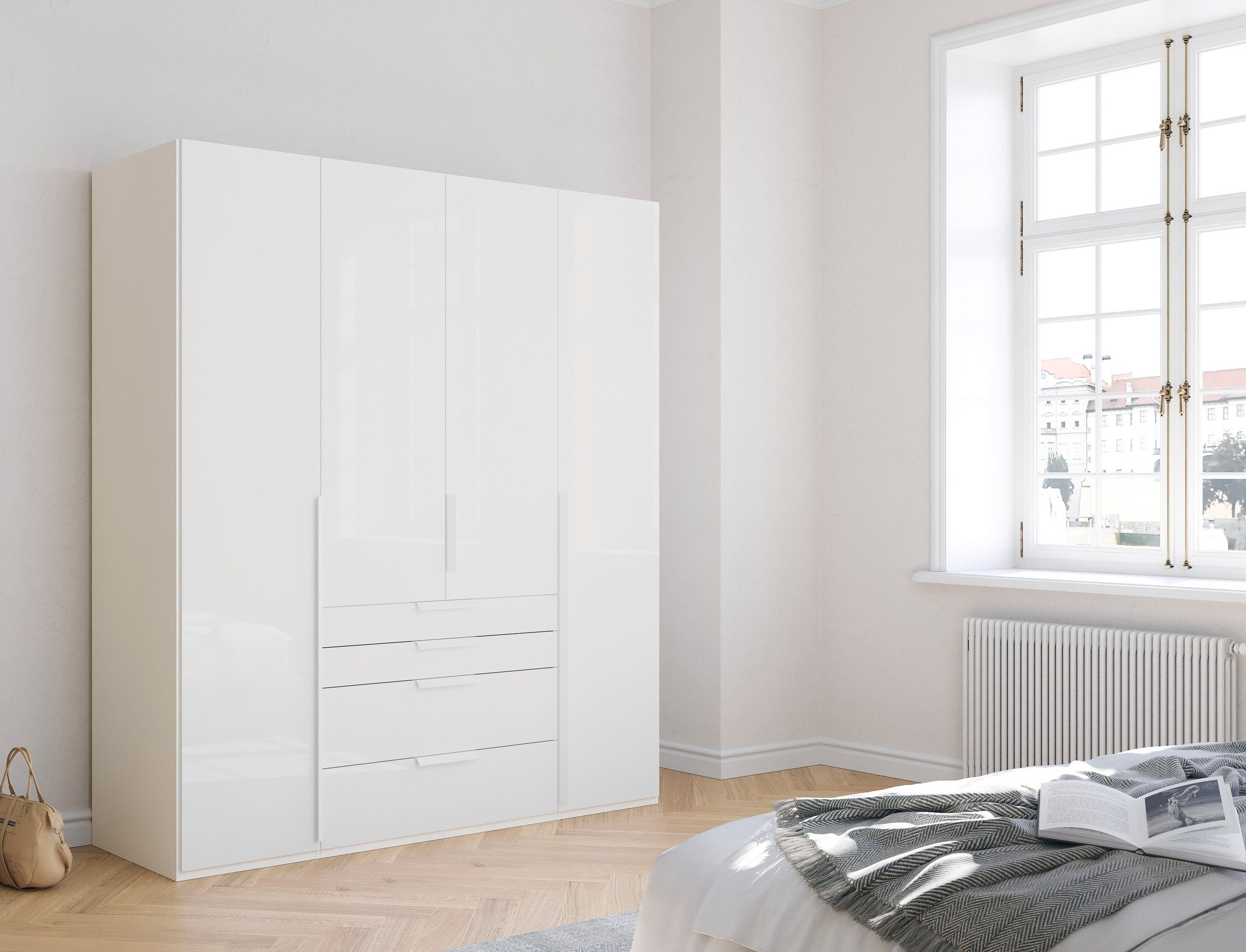 rauch Draaideurkast Purisma met glazen front, laden en vele accessoires, met soft-closetechniek
