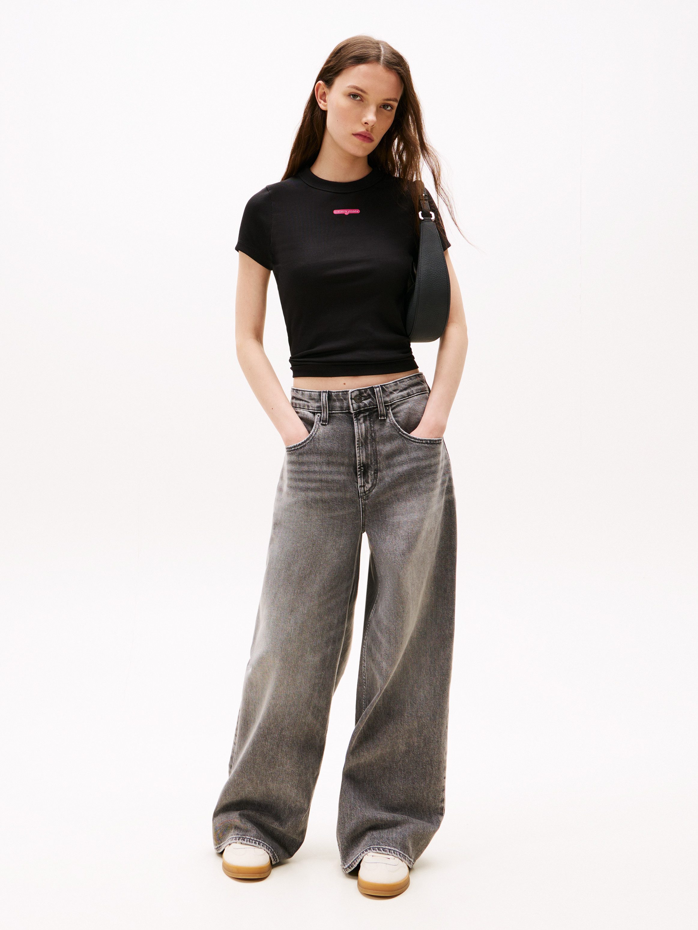 TOMMY JEANS Shirt met korte mouwen TJW SLIM SCRIPT LABEL SS TEE EXT