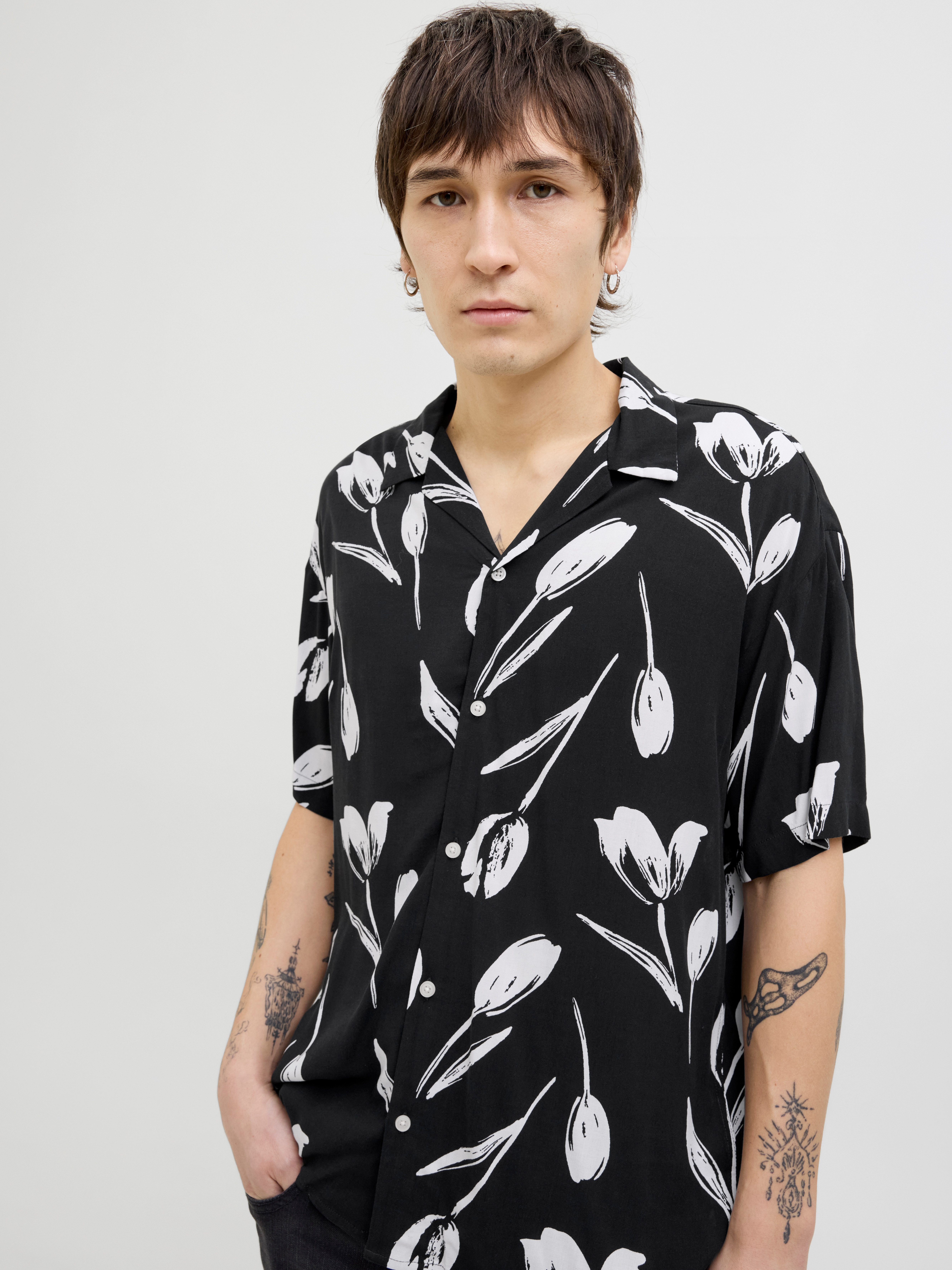 Jack & Jones Overhemd met korte mouwen JJEJEFF CHARGE RESORT SHIRT SS SN