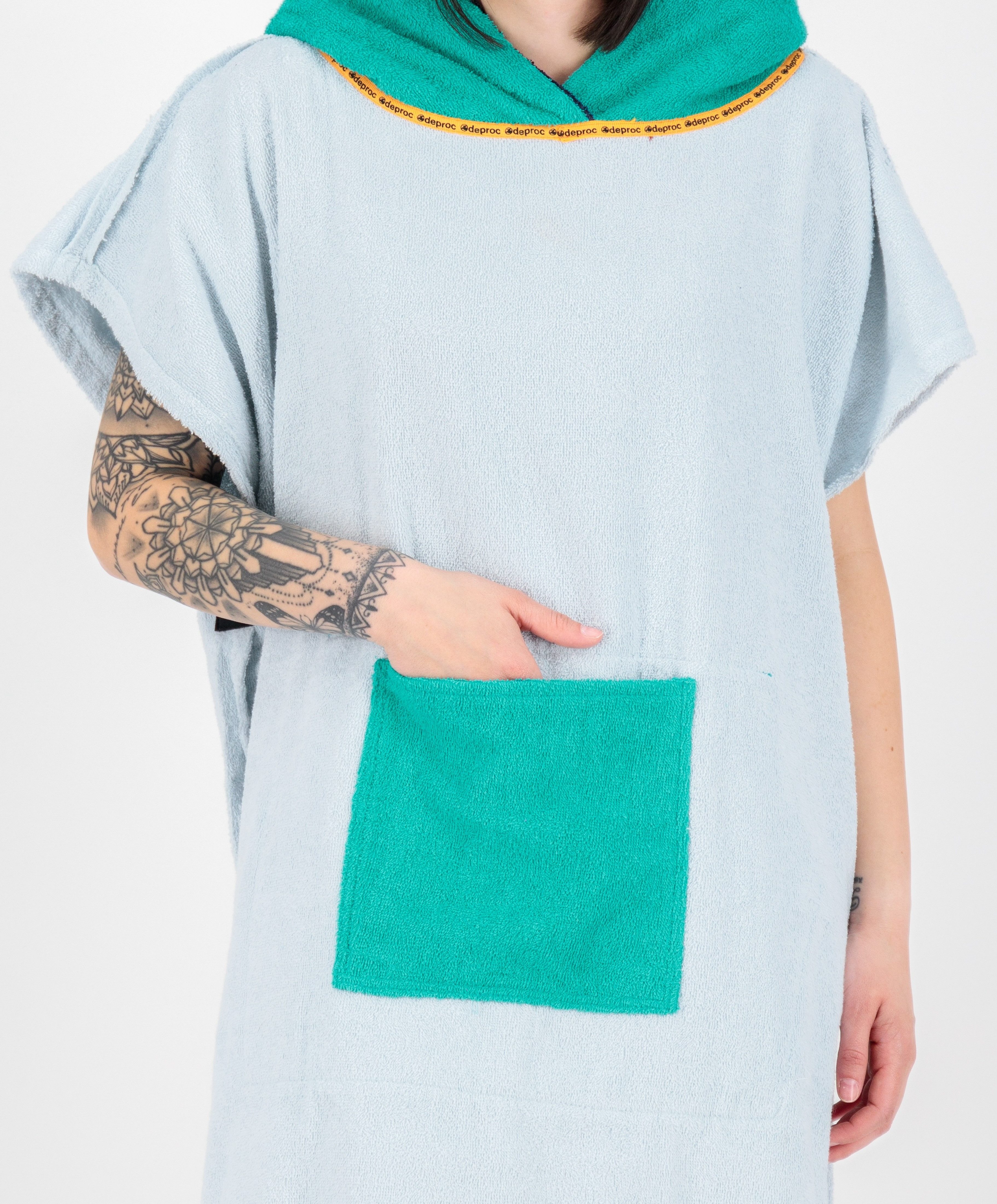 DEPROC Active Poncho Badponcho PARLEE BEACH Badponcho met grote kangoeroezak en binnenzak
