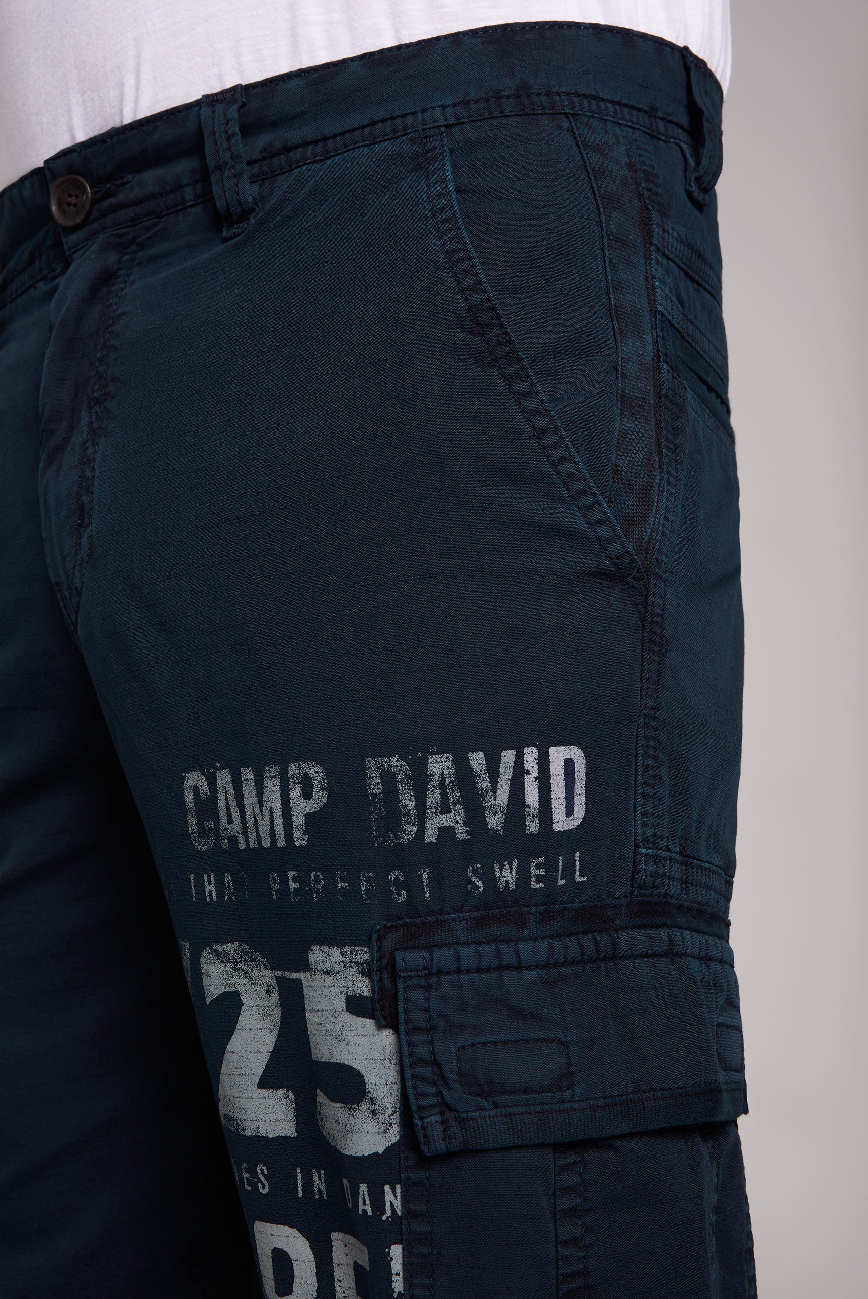 CAMP DAVID Cargoshort