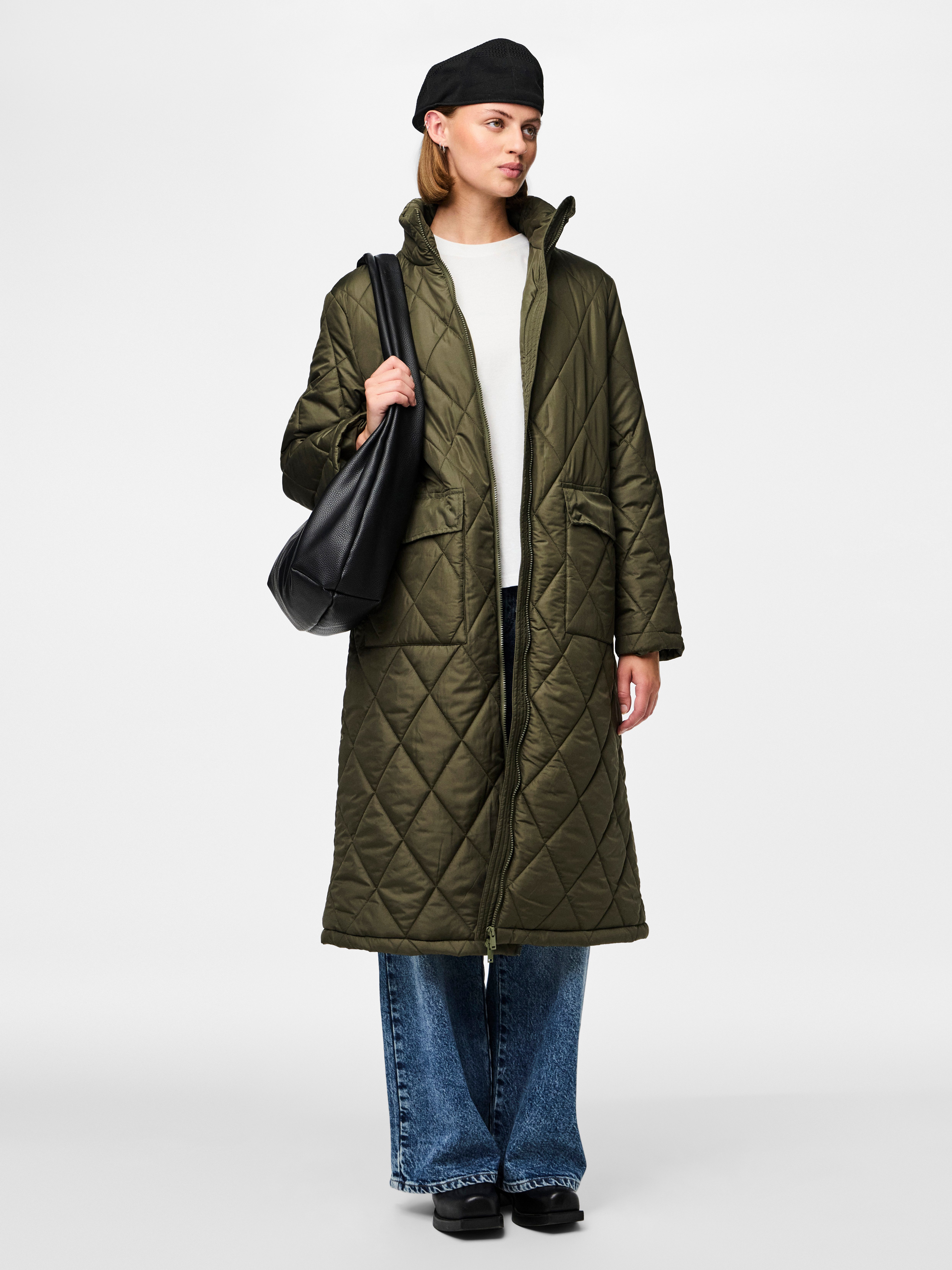 pieces Gewatteerde jas PCMAILEY LONG QUILTED JACKET NOOS BC