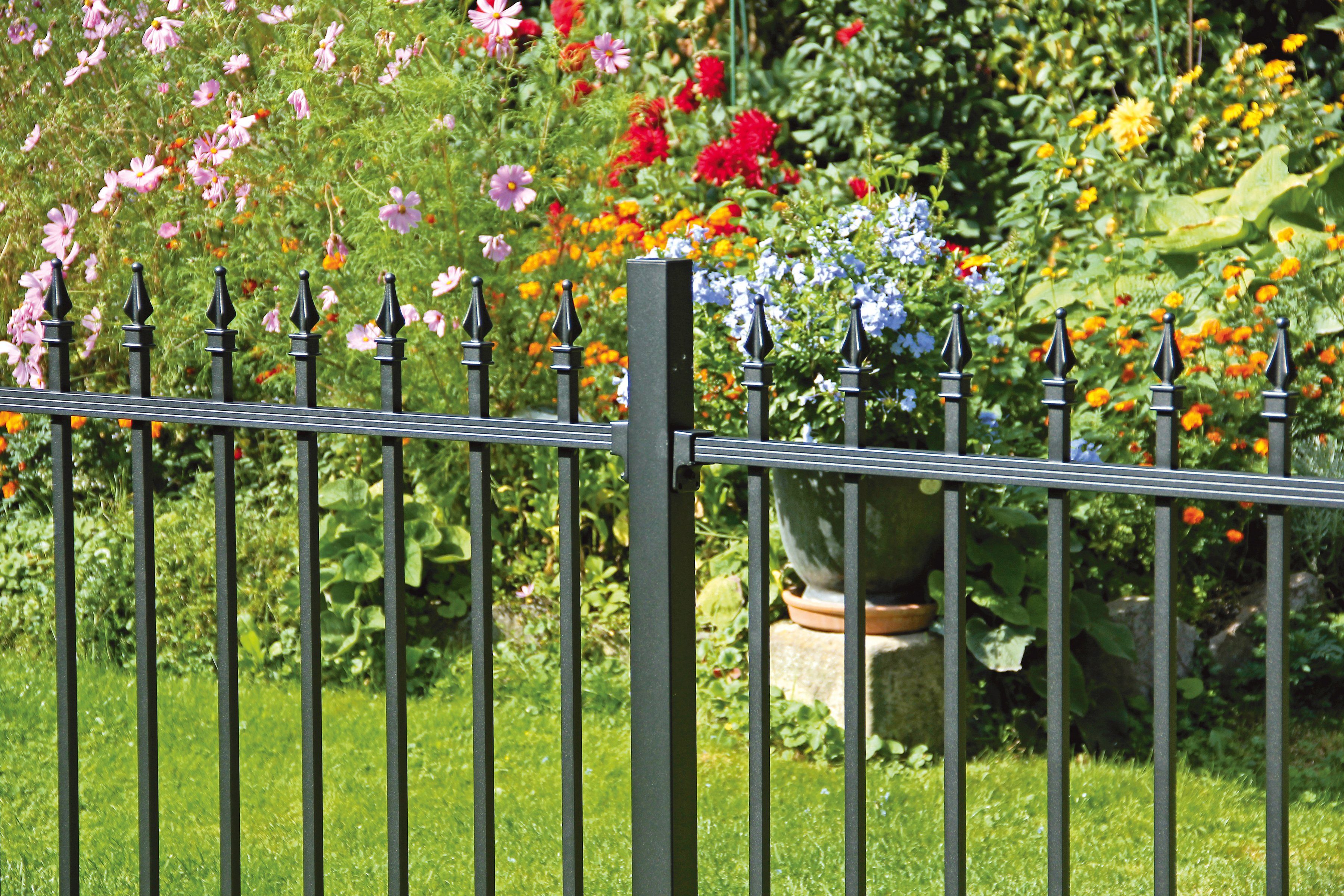 GAH Alberts Metalen hek Chaussee Hoogte: 100 en 120 cm, totale lengte: 10 m, voor plaatsing in beton (set, 12 stuks)