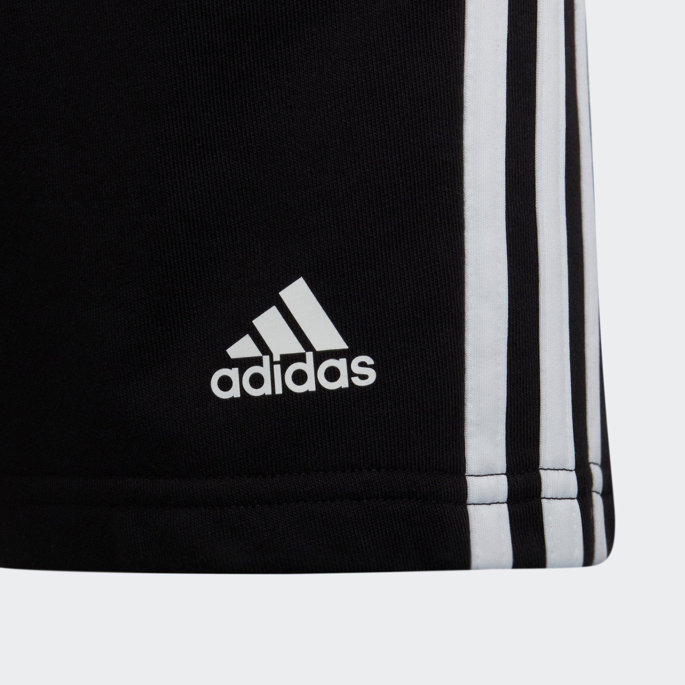 adidas Sportswear Short ESSENTIALS 3-STRIPES (1-delig)