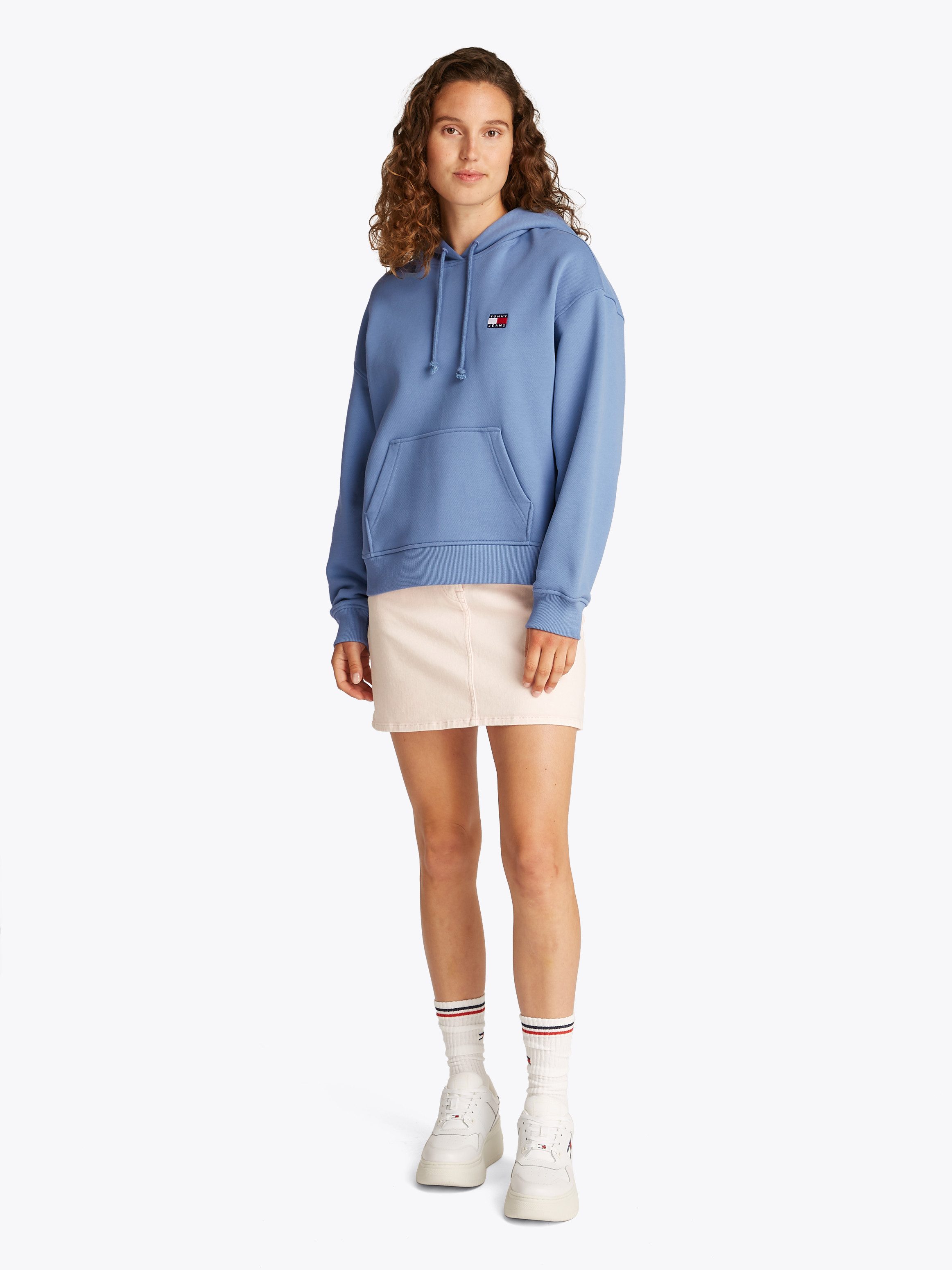 Tommy Jeans Curve Hoodie TJW BXY BADGE HOODIE EXT in grote maten, capuchon, badge