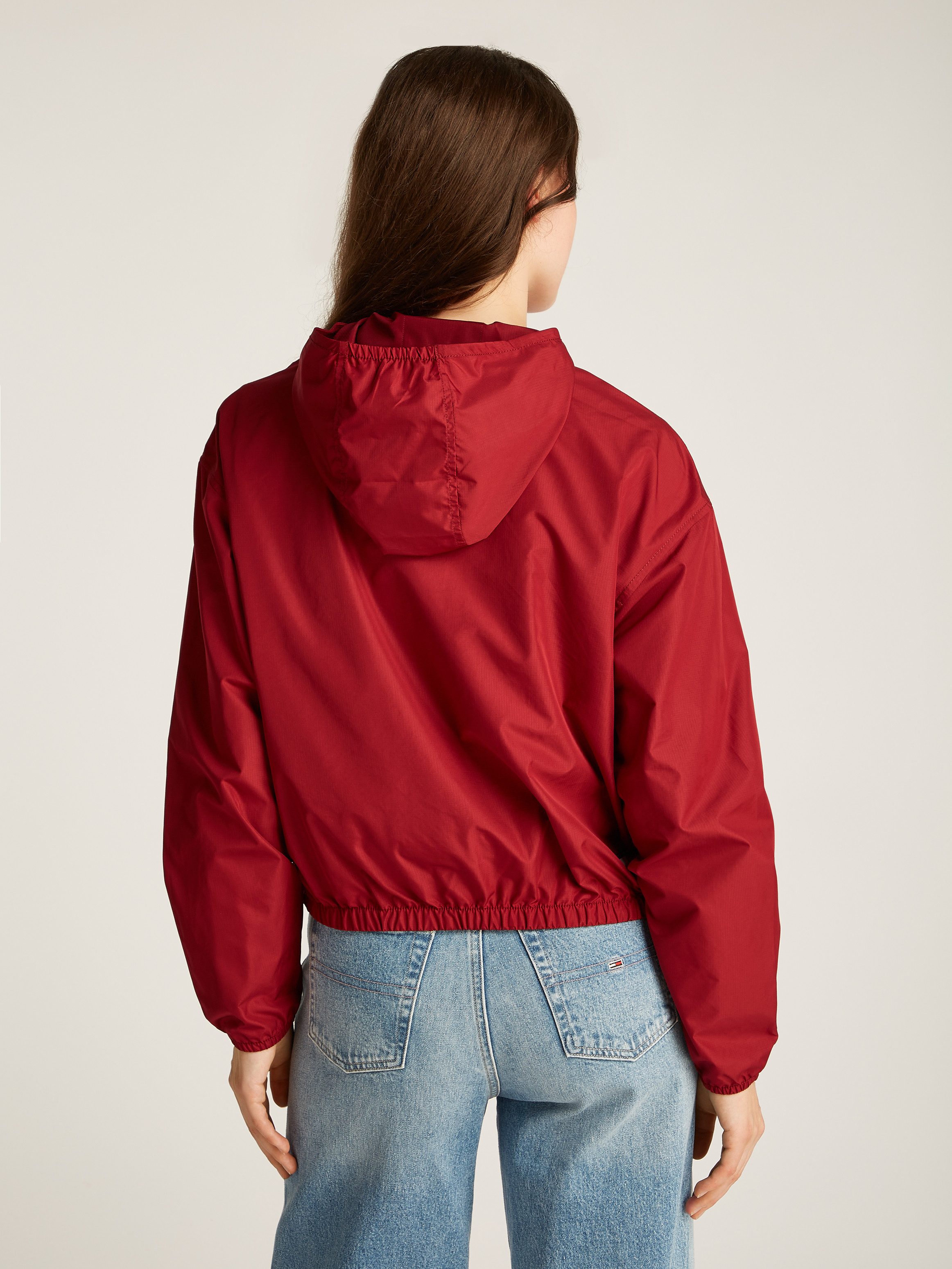 TOMMY JEANS Windbreaker TJW CRP LT CHICAGO in modieuze cropped vorm