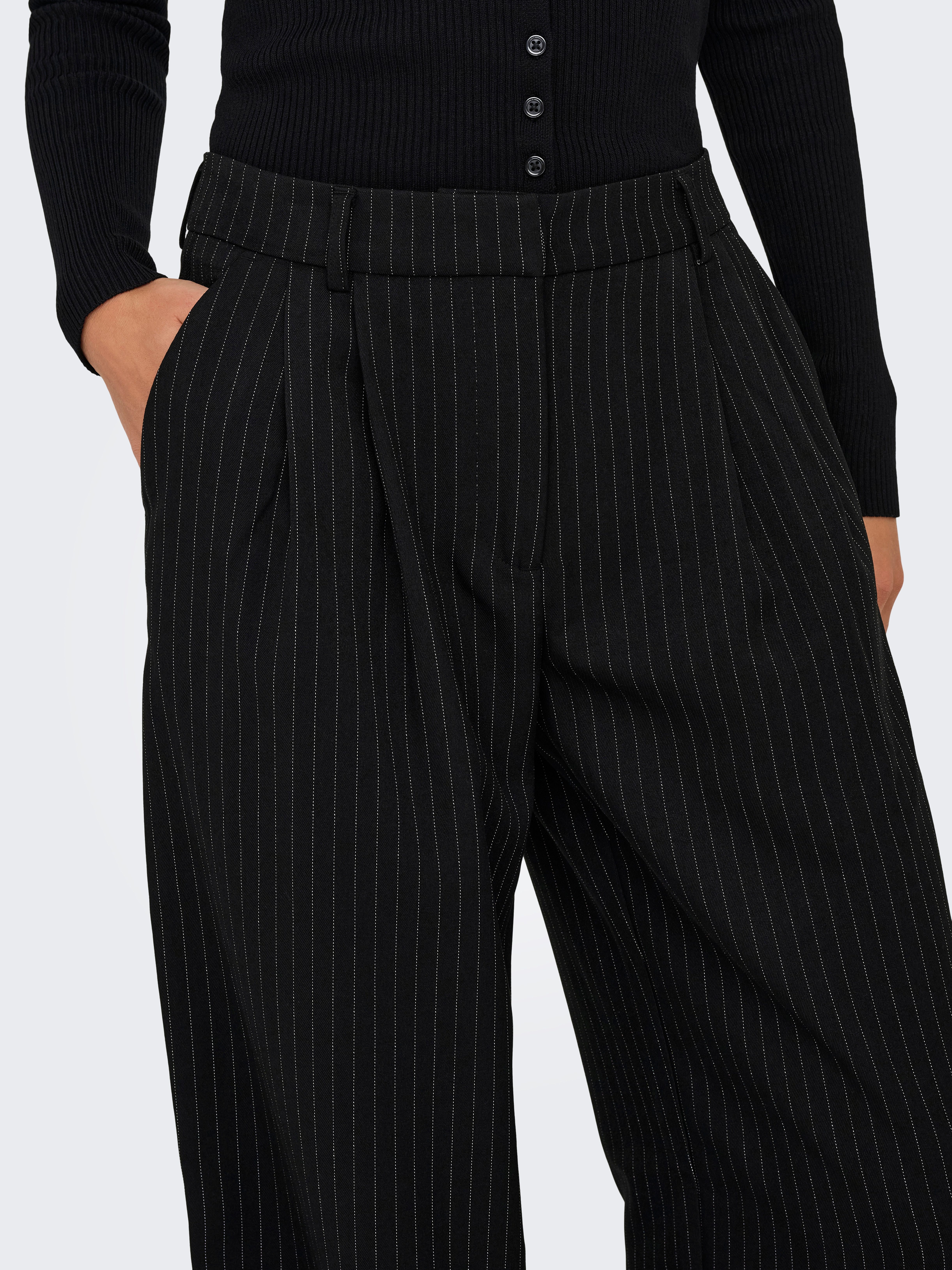 Only Pantalon ONLREINA HW PLEAT STR PINS PANT TLR NOOS