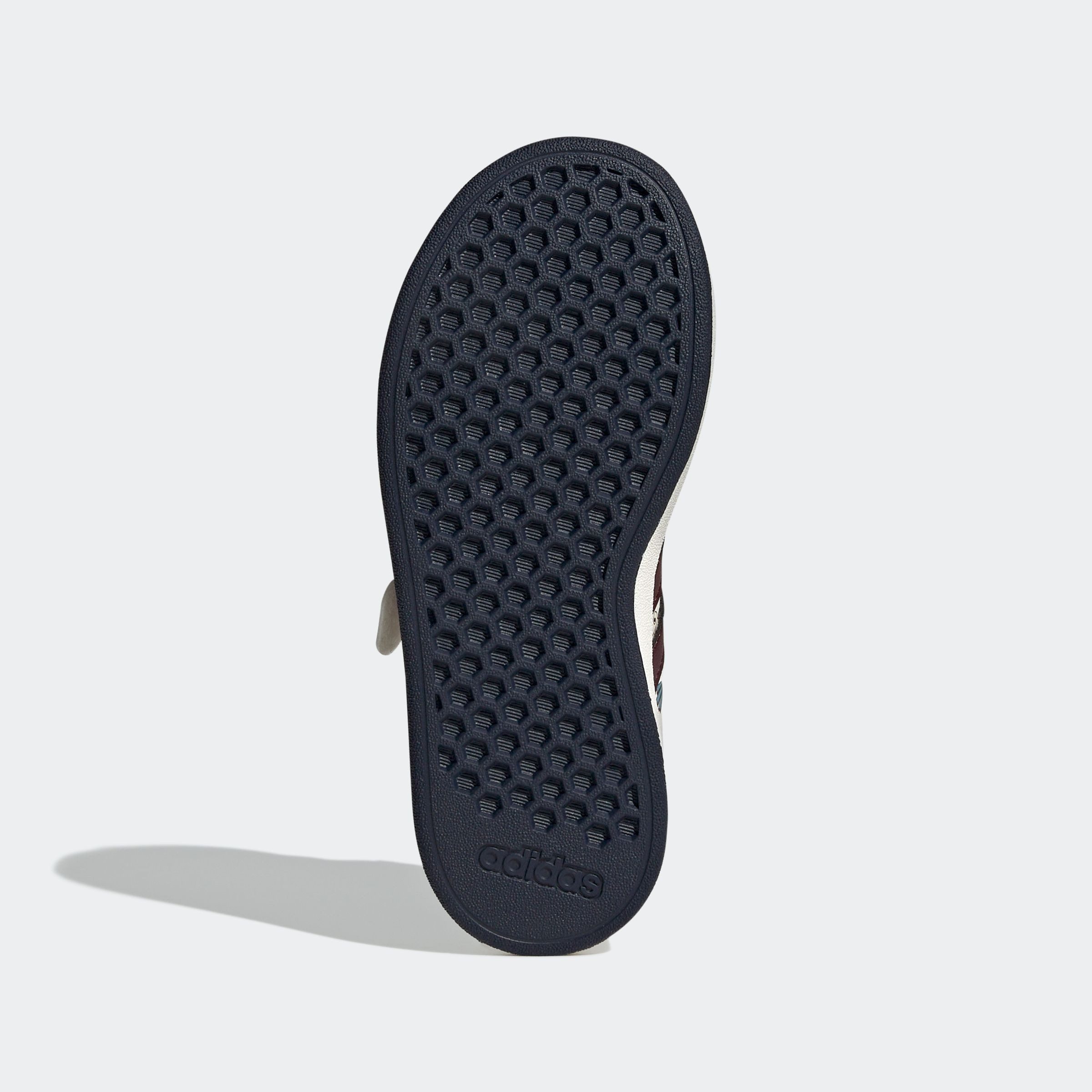 adidas Sportswear Sneakers Design geïnspireerd op de adidas Superstar