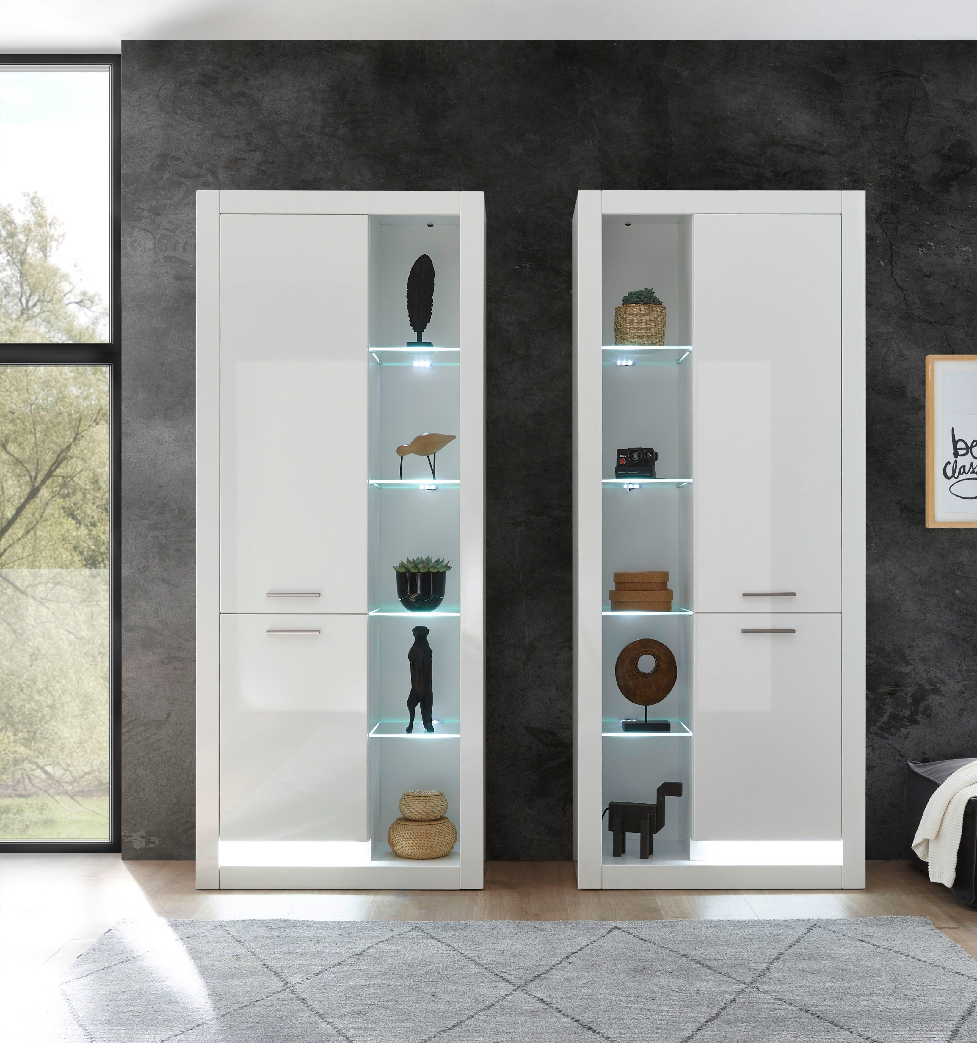 Places of Style Vitrinekast MERAN Hoogte ca. 196 cm