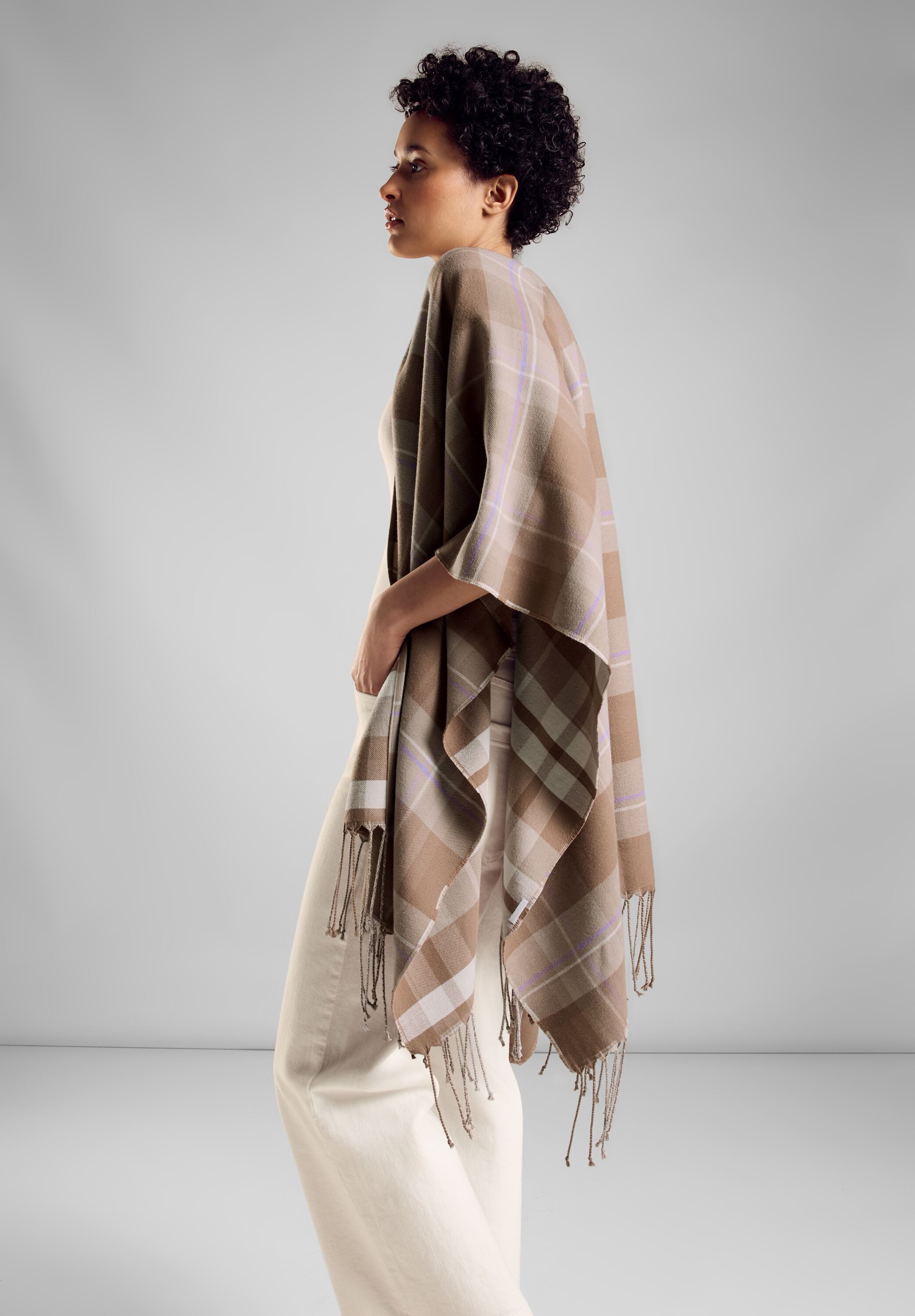 STREET ONE Gebreide poncho met ruitpatroon