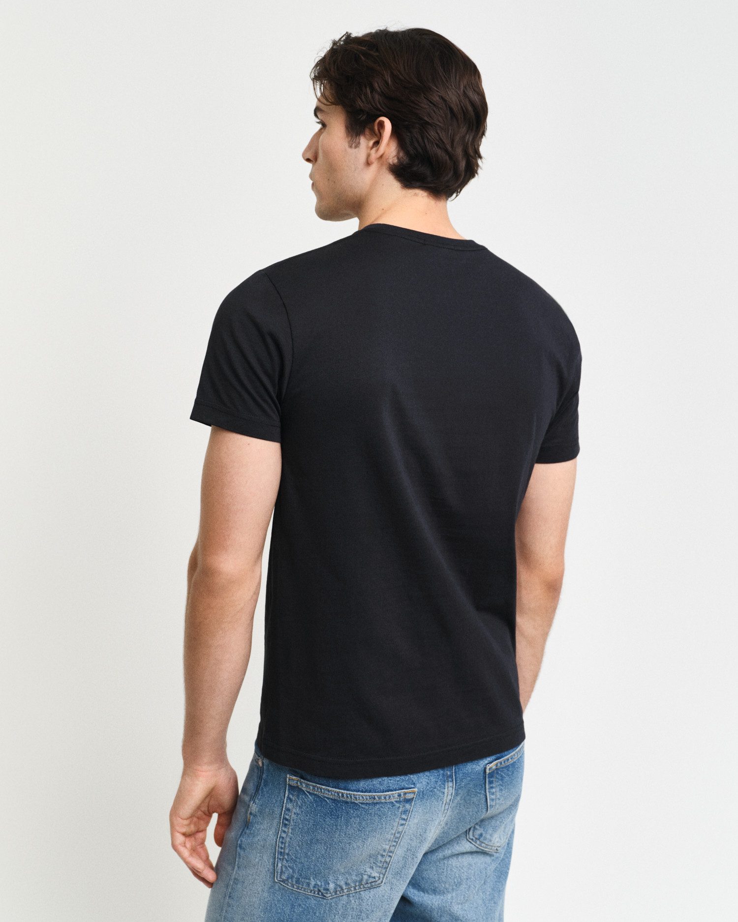 Gant T-shirt SLIM SHIELD SS T-SHIRT met logoborduursel op borsthoogte