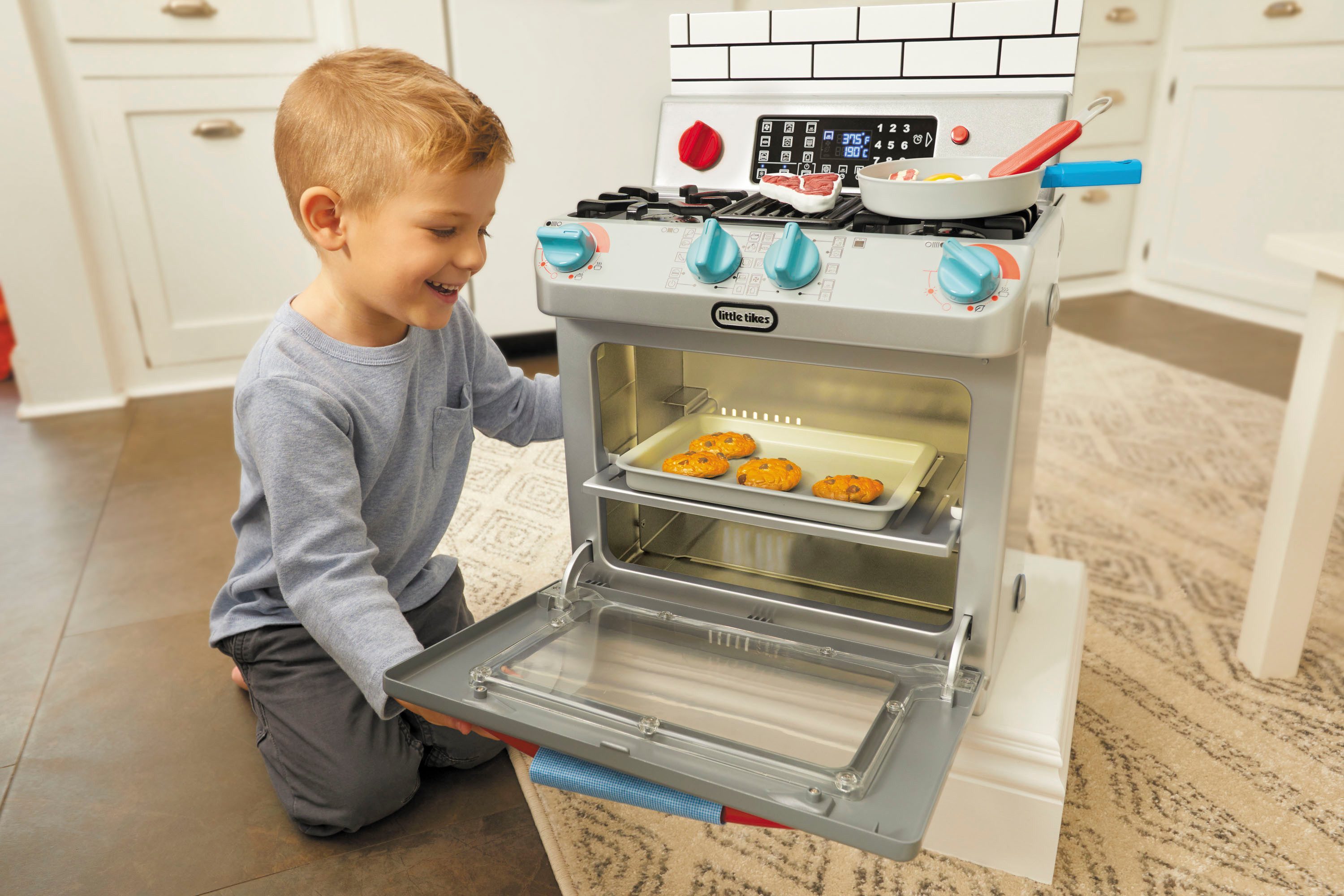 Little Tikes® Kinderfornuis First Oven met licht en geluid