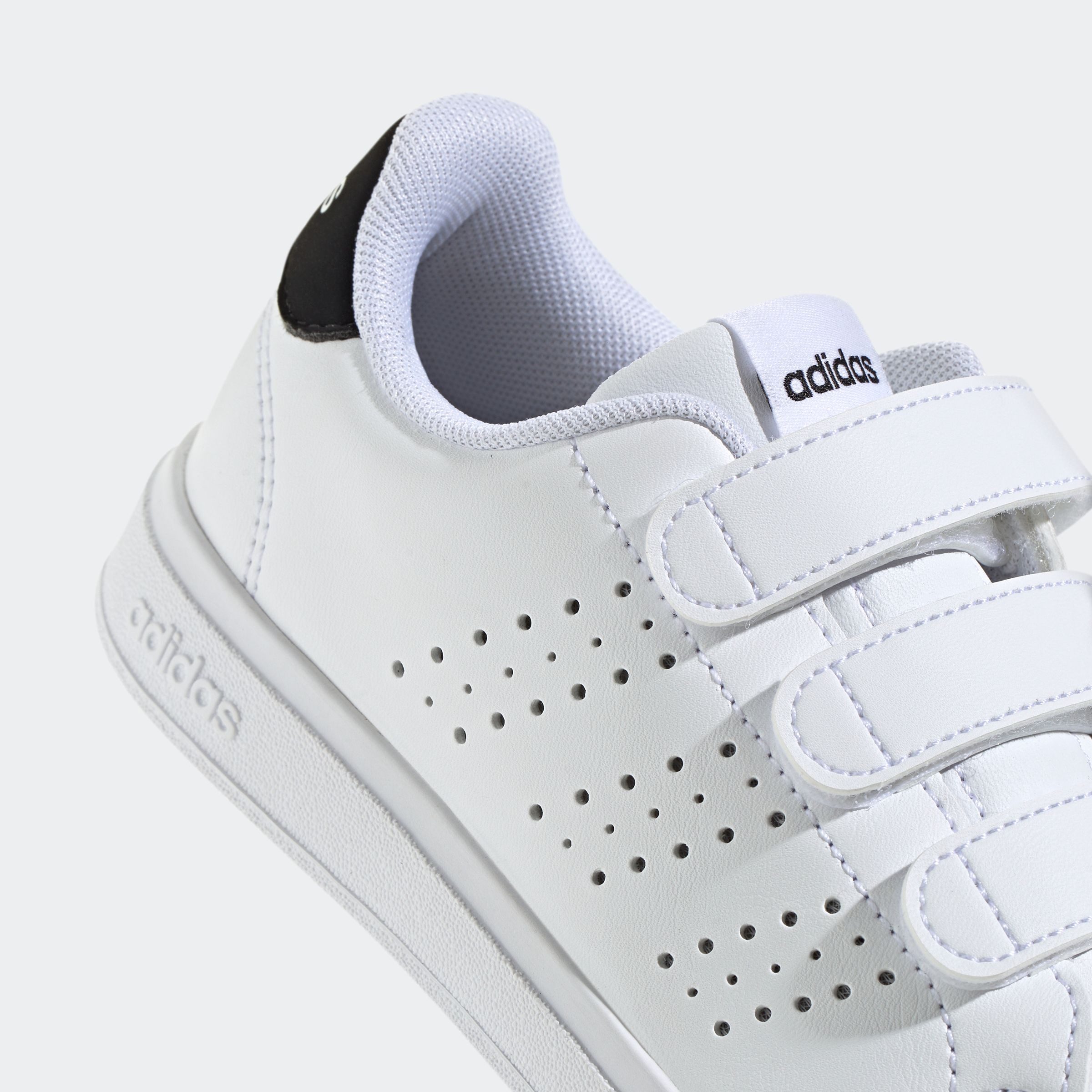 adidas Sportswear Klittenbandschoenen ADVANTAGE BASE 2.0 KIDS Ontwerp in de sporen van de adidas Stan Smith