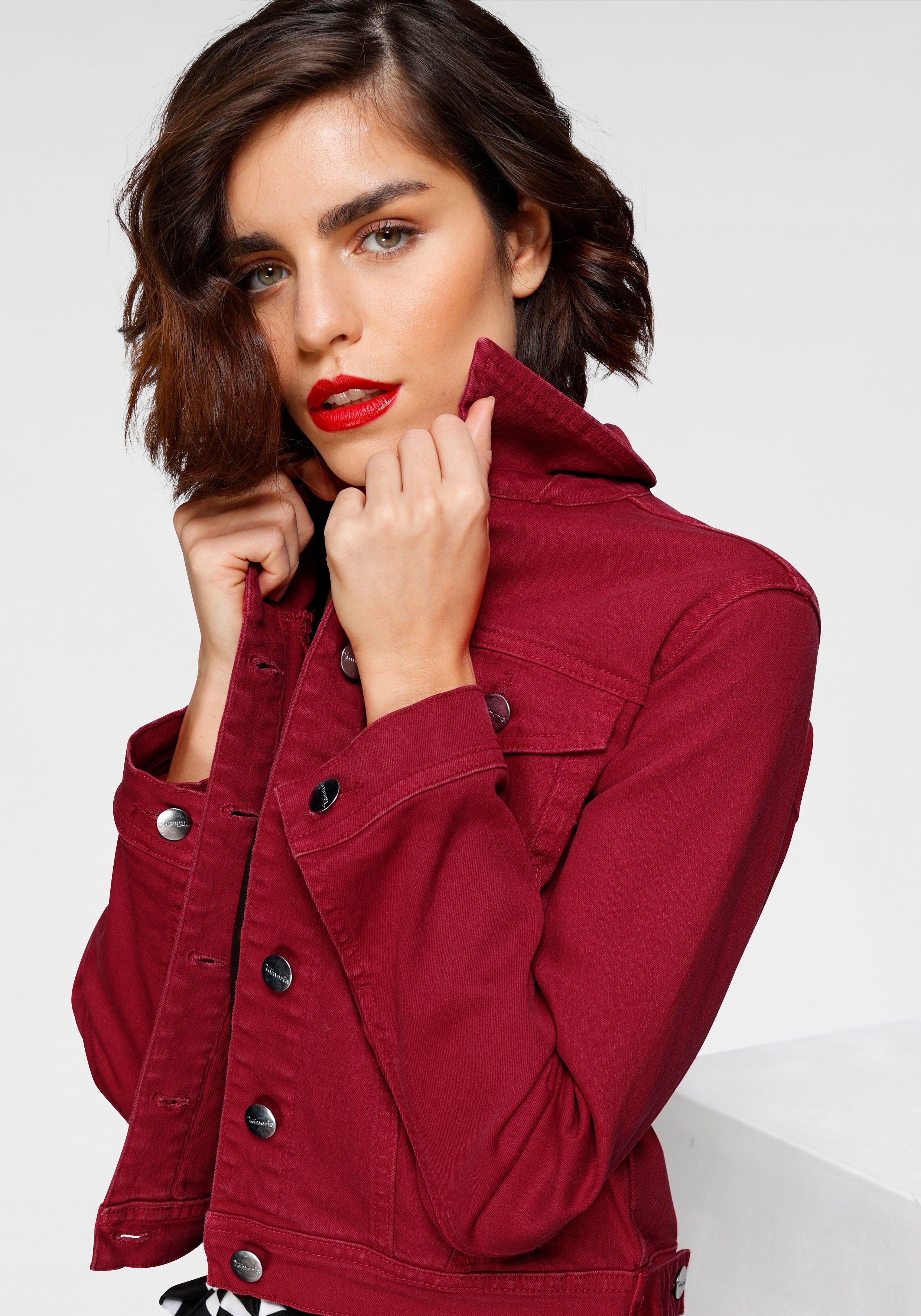 tamaris jeansjack met twee klepzakken rood