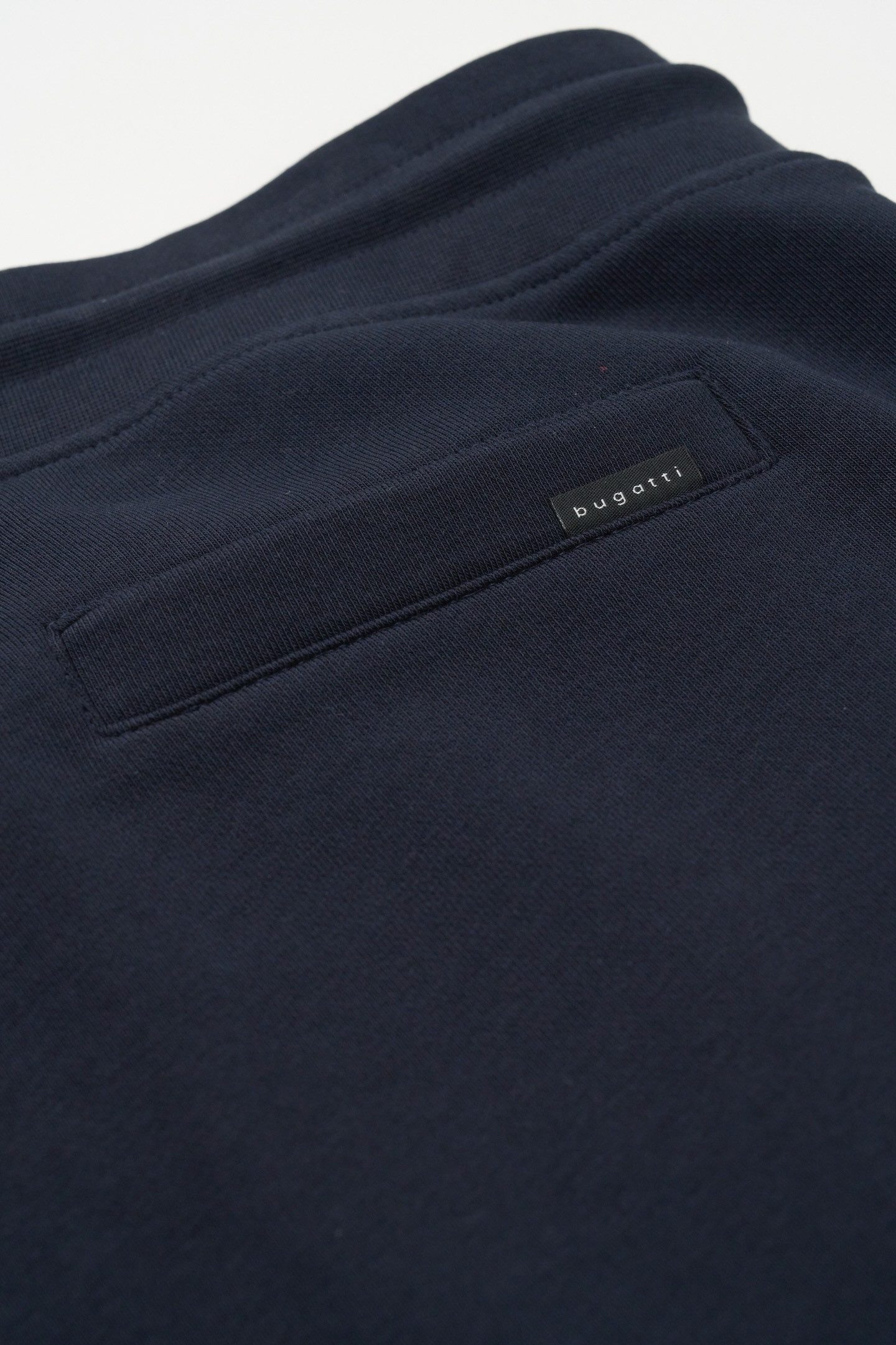 Bugatti Sweatbroek met steekzakken opzij