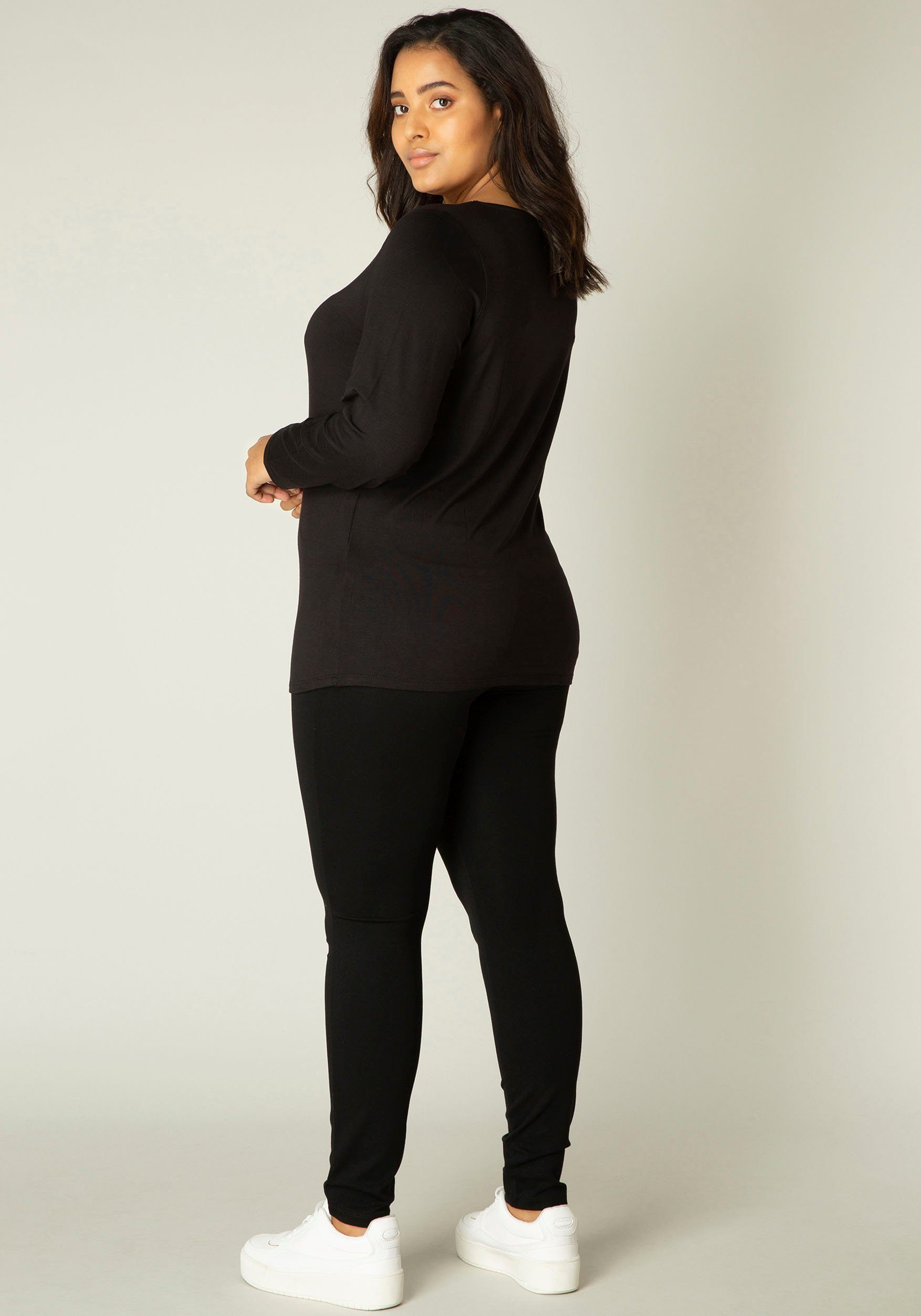 Base Level Curvy Shirt met lange mouwen met een ronde hals