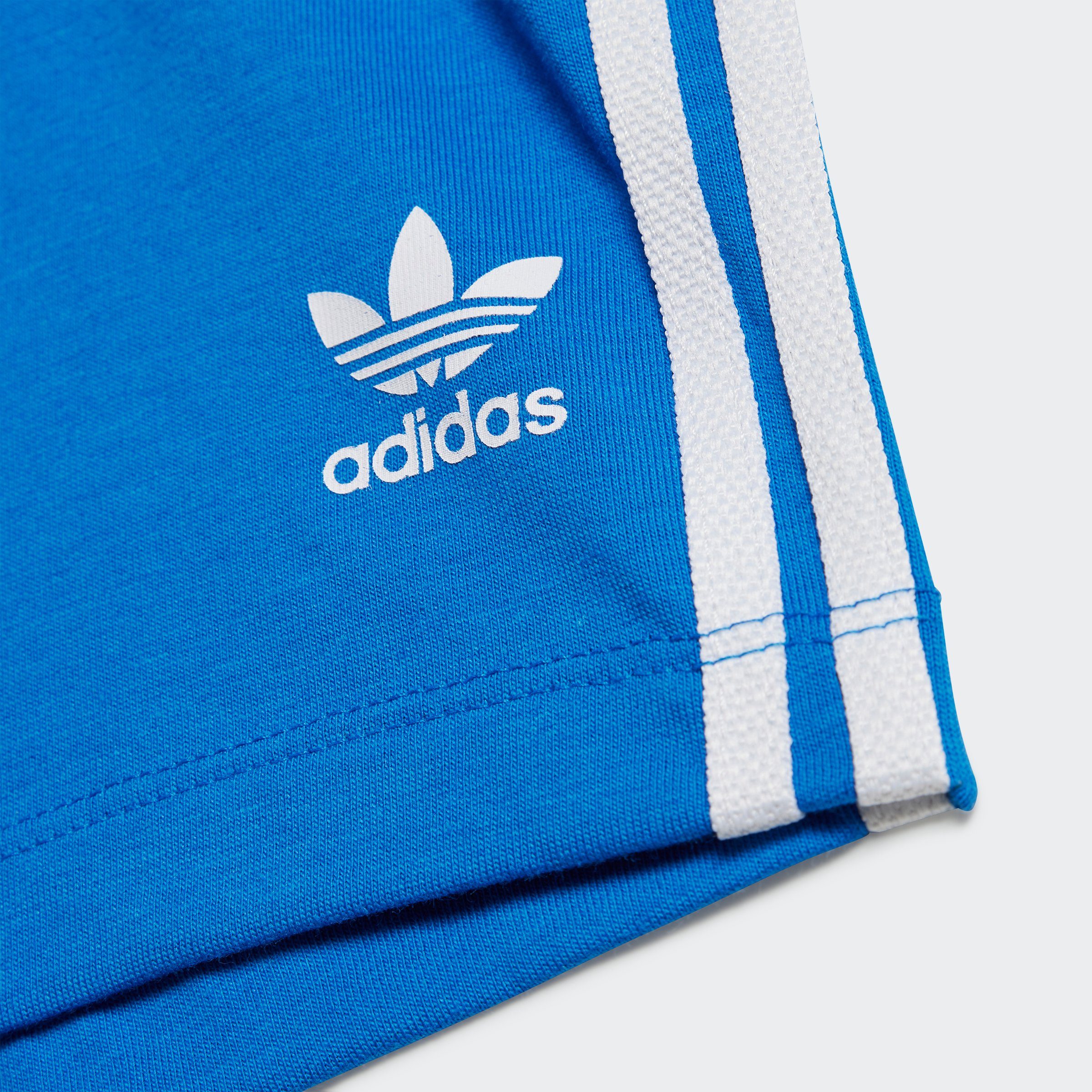adidas Originals Functionele bodywarmer TREFOIL SHORTS AND SHIRT (set)