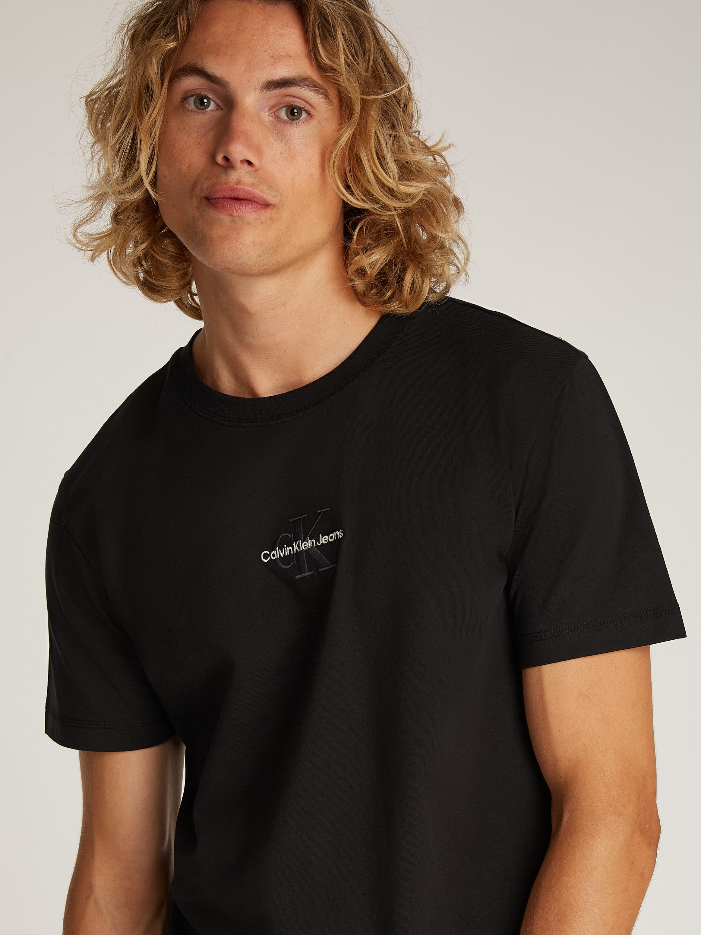 Calvin Klein T-shirt MONOLOGO TEE met een logo-opschrift