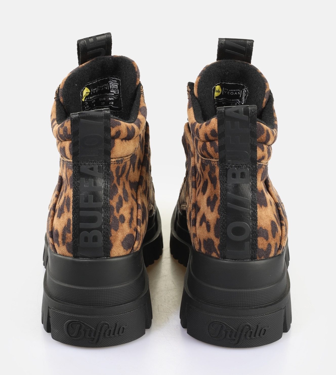 Buffalo Veterschoenen ASPHA NC MID