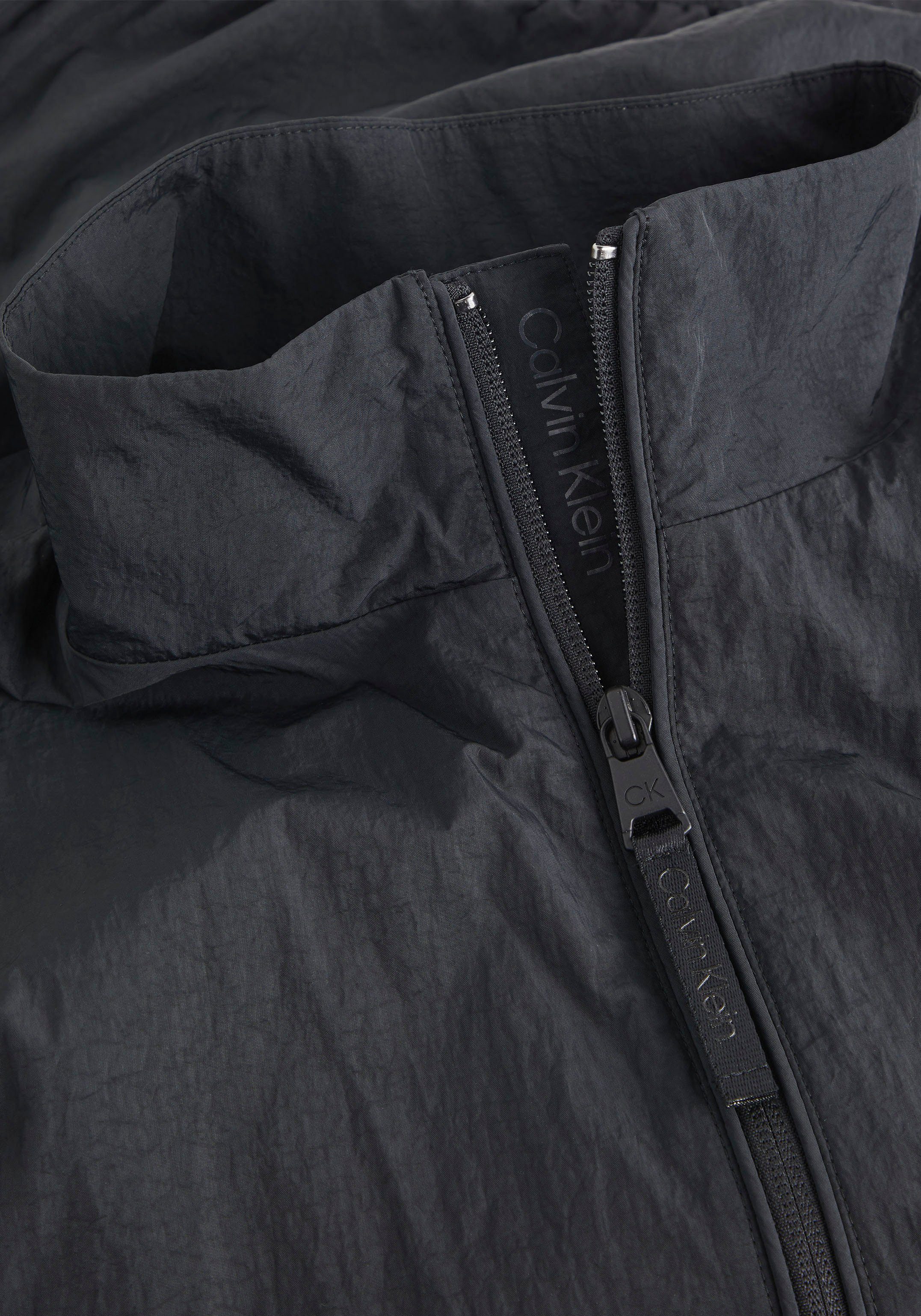 Calvin Klein Functioneel jack met ck-badge op de mouw