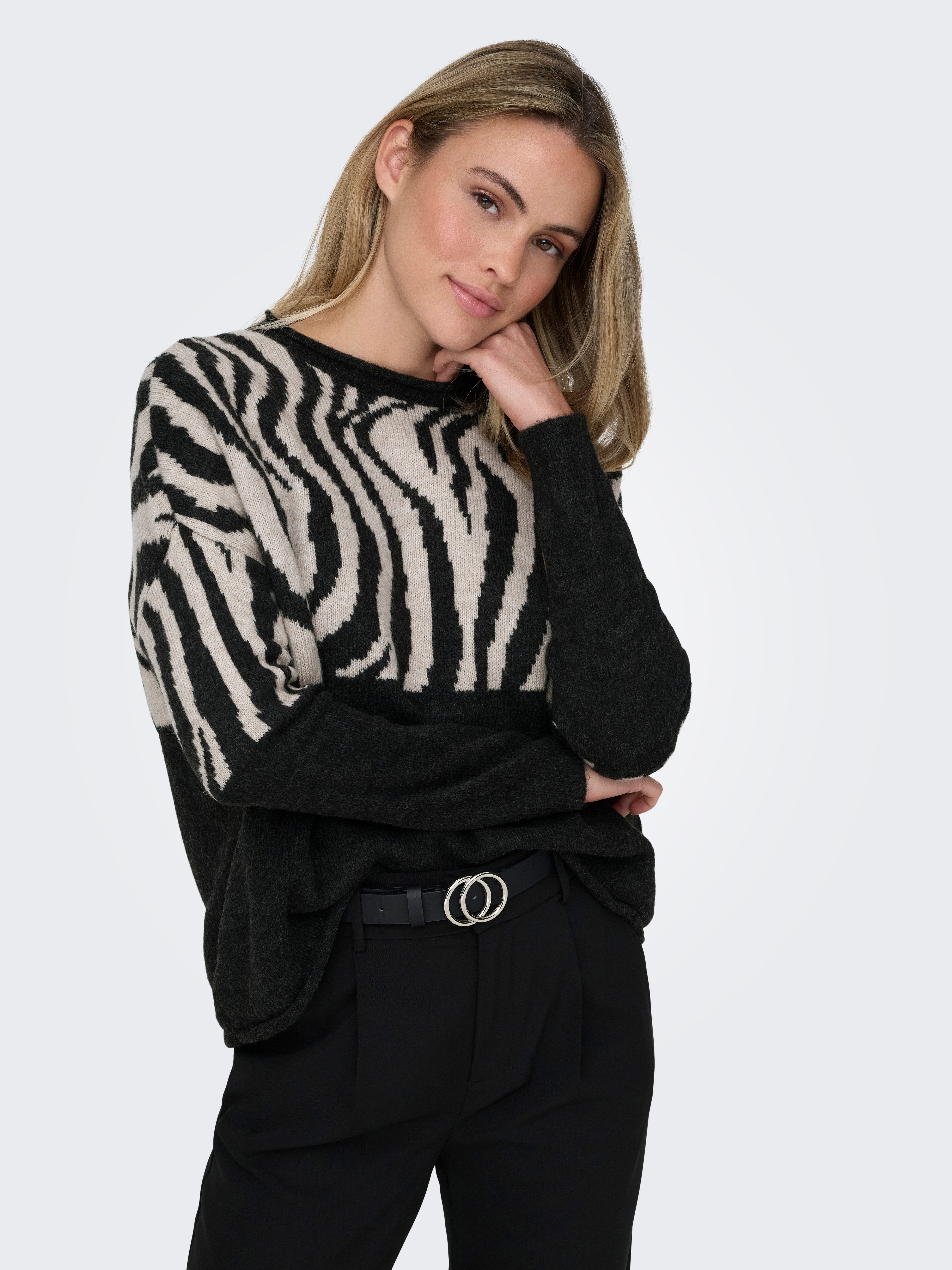 Only Trui met ronde hals ONLJADE ZEBRA LS O-NECK CC KNT