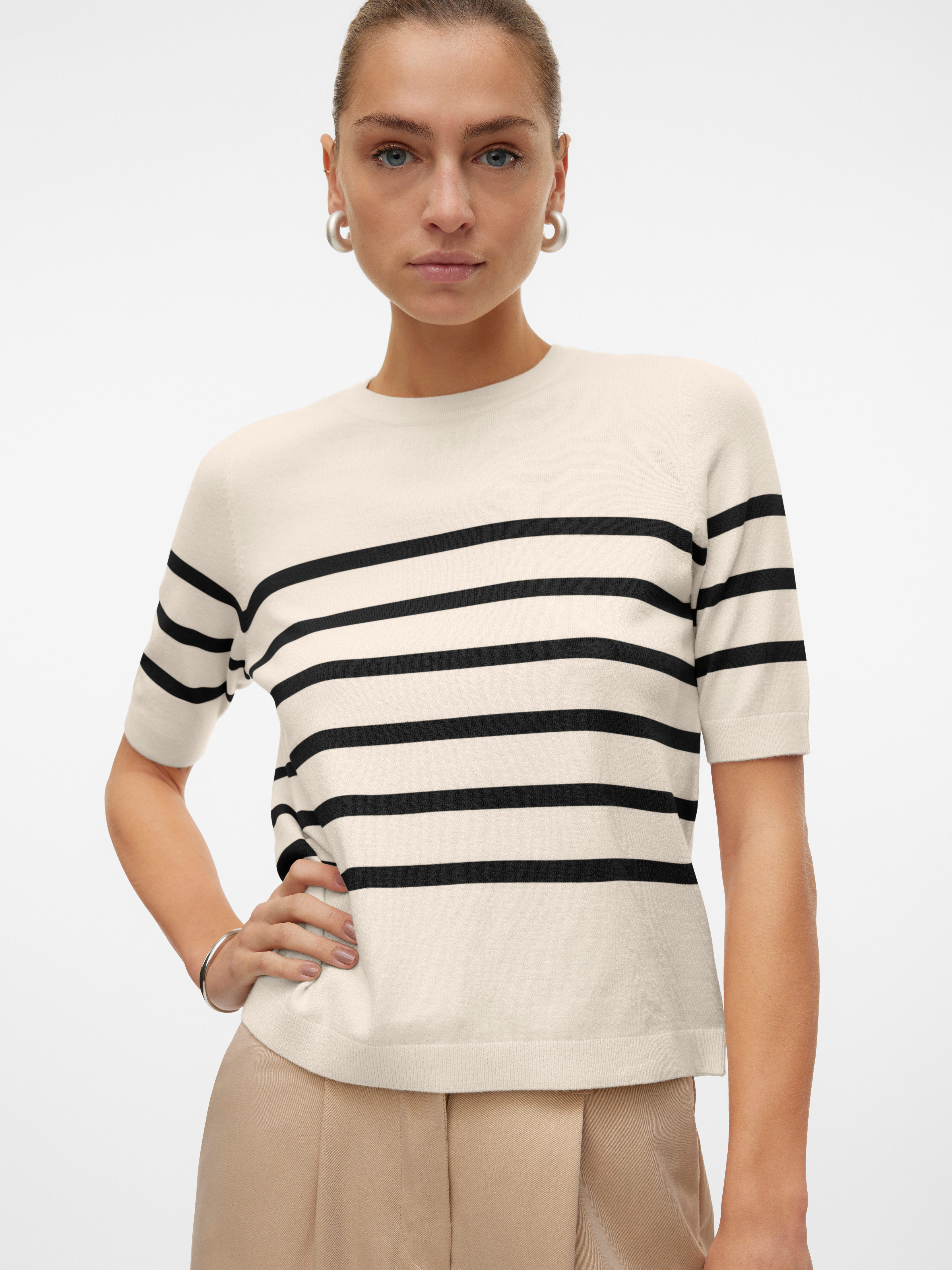 Vero Moda Trui met korte mouwen Lichtgewicht fijn gebreide trui VMSABA PLAIN SS O-NECK PULLOVER GA NOOS (Damestrui ronde hals korte mouw zomertrui)