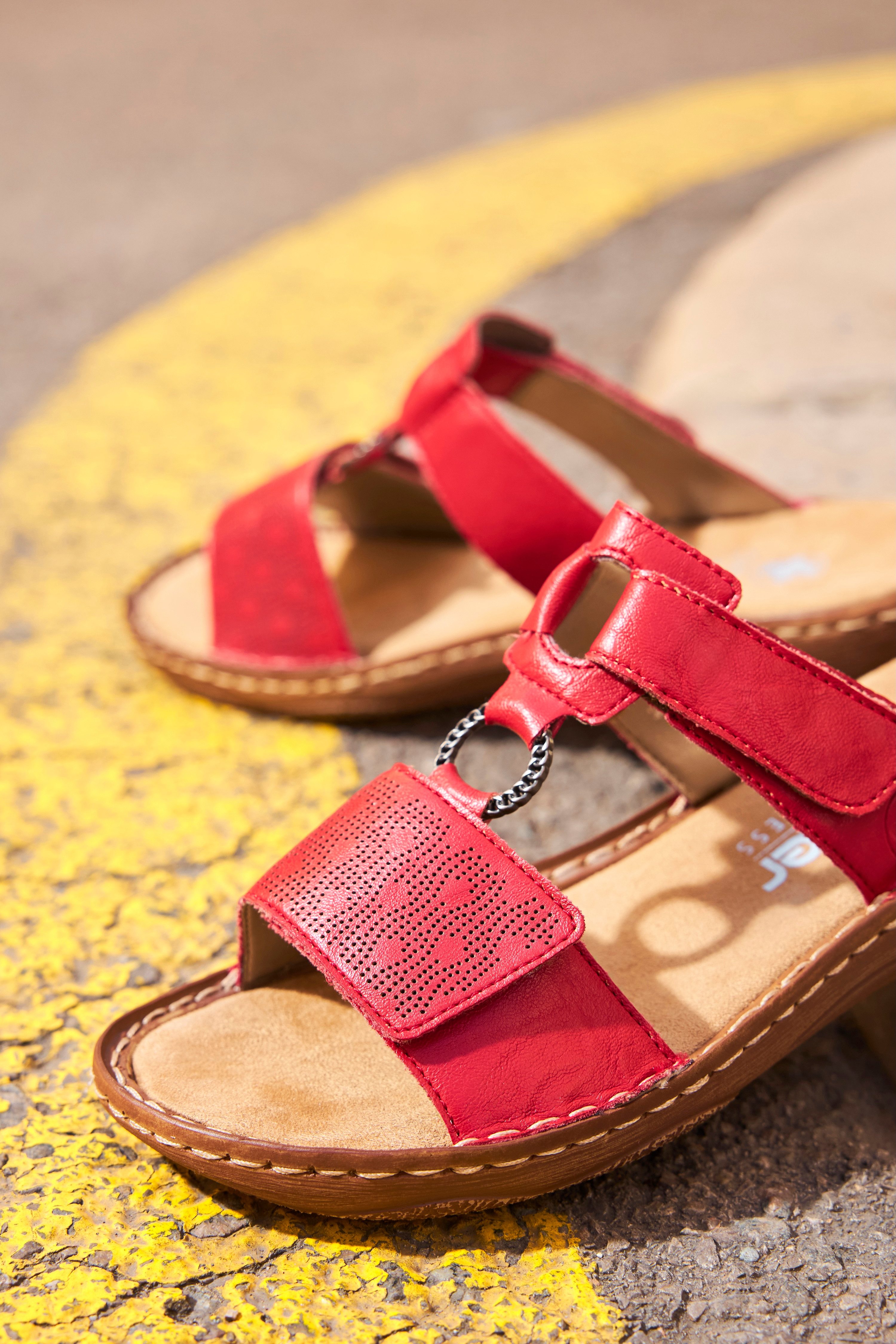 Rieker Slippers Zomerschoen, slippers, vakantieschoen, klittenbandschoen met perforatie