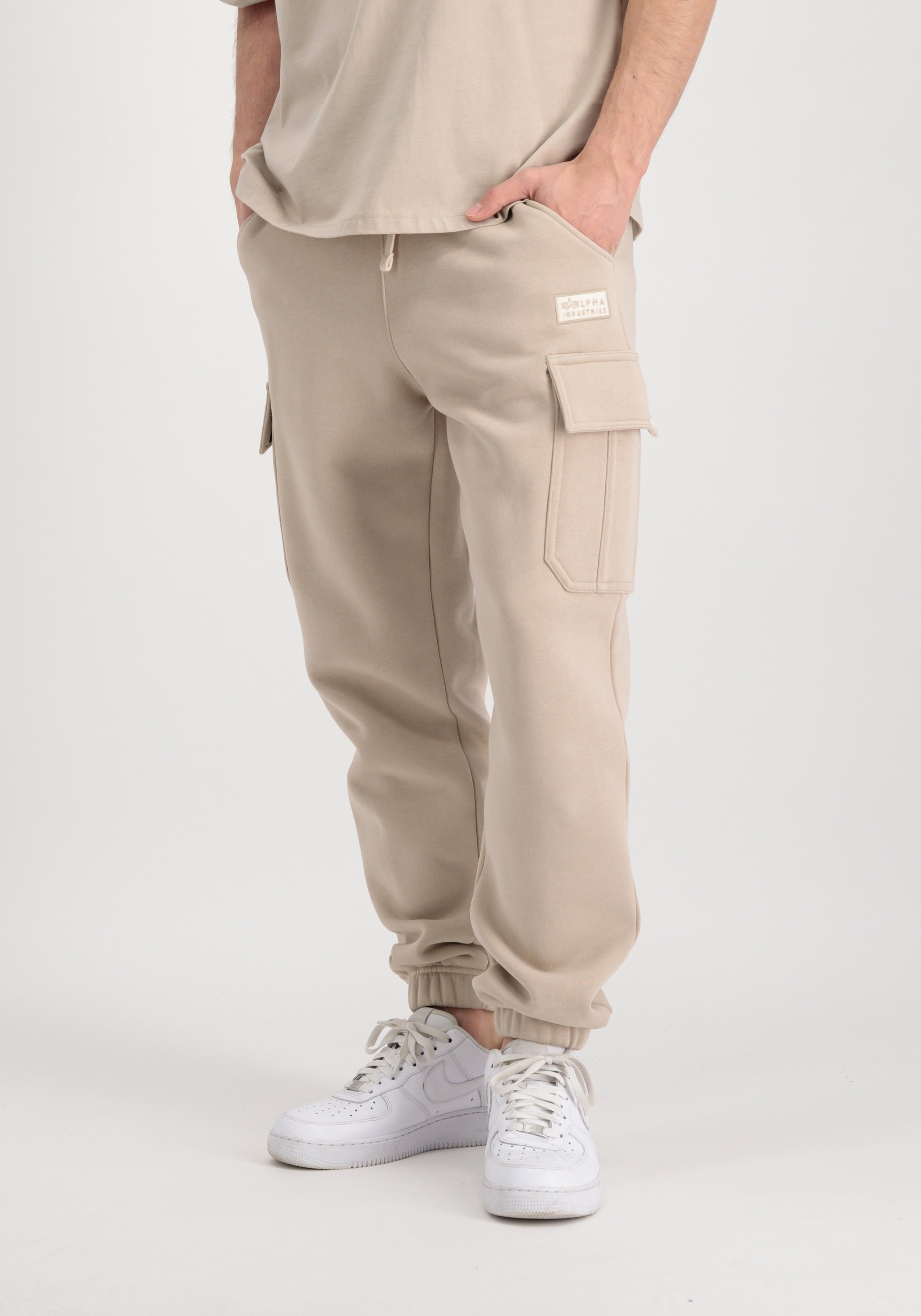 Alpha Joggingbroek Alpha Industries Men - Pants & Shorts Organics Cargo online verkrijgbaar | OTTO