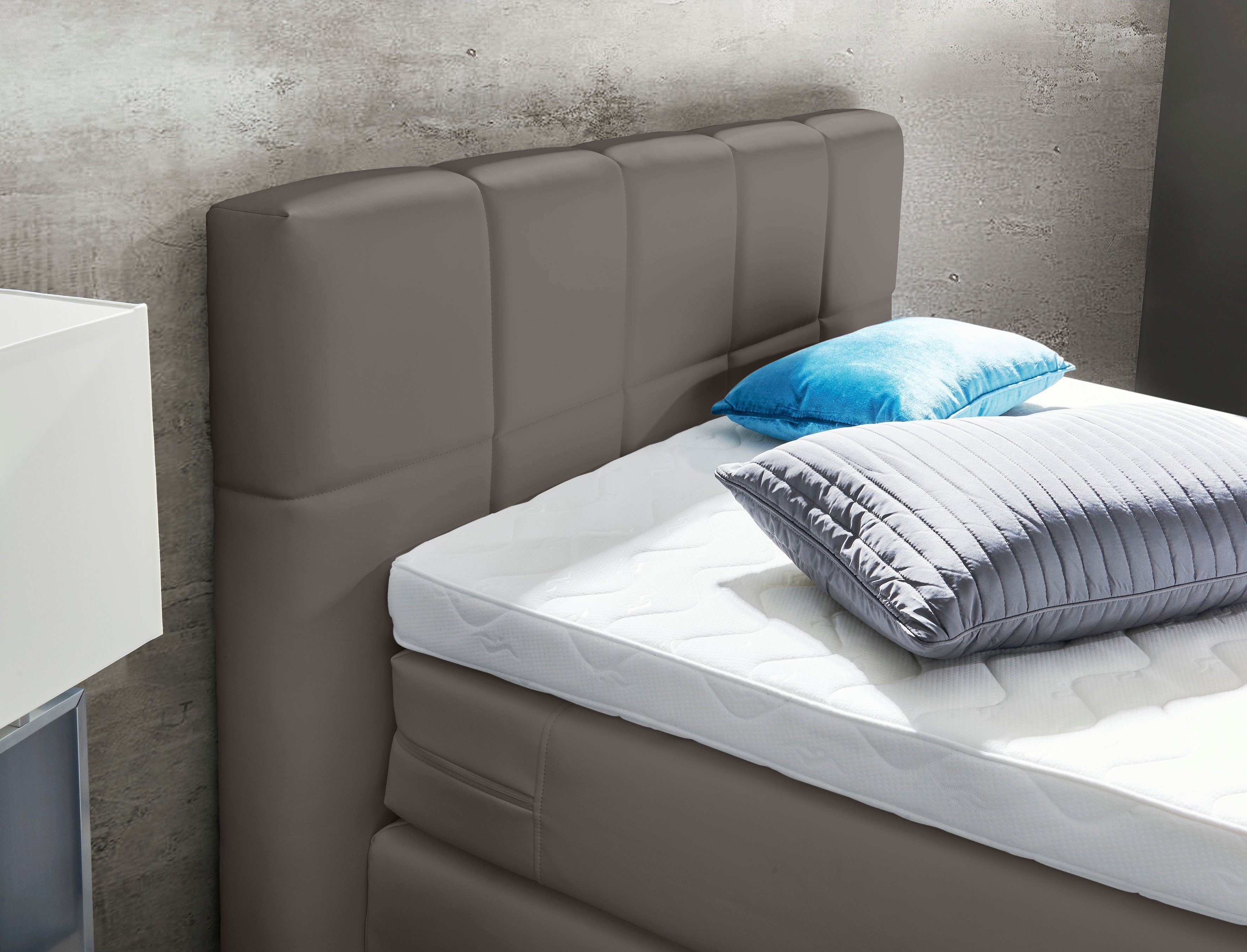 INOSIGN Boxspring Airdrie inclusief bedkist en topper