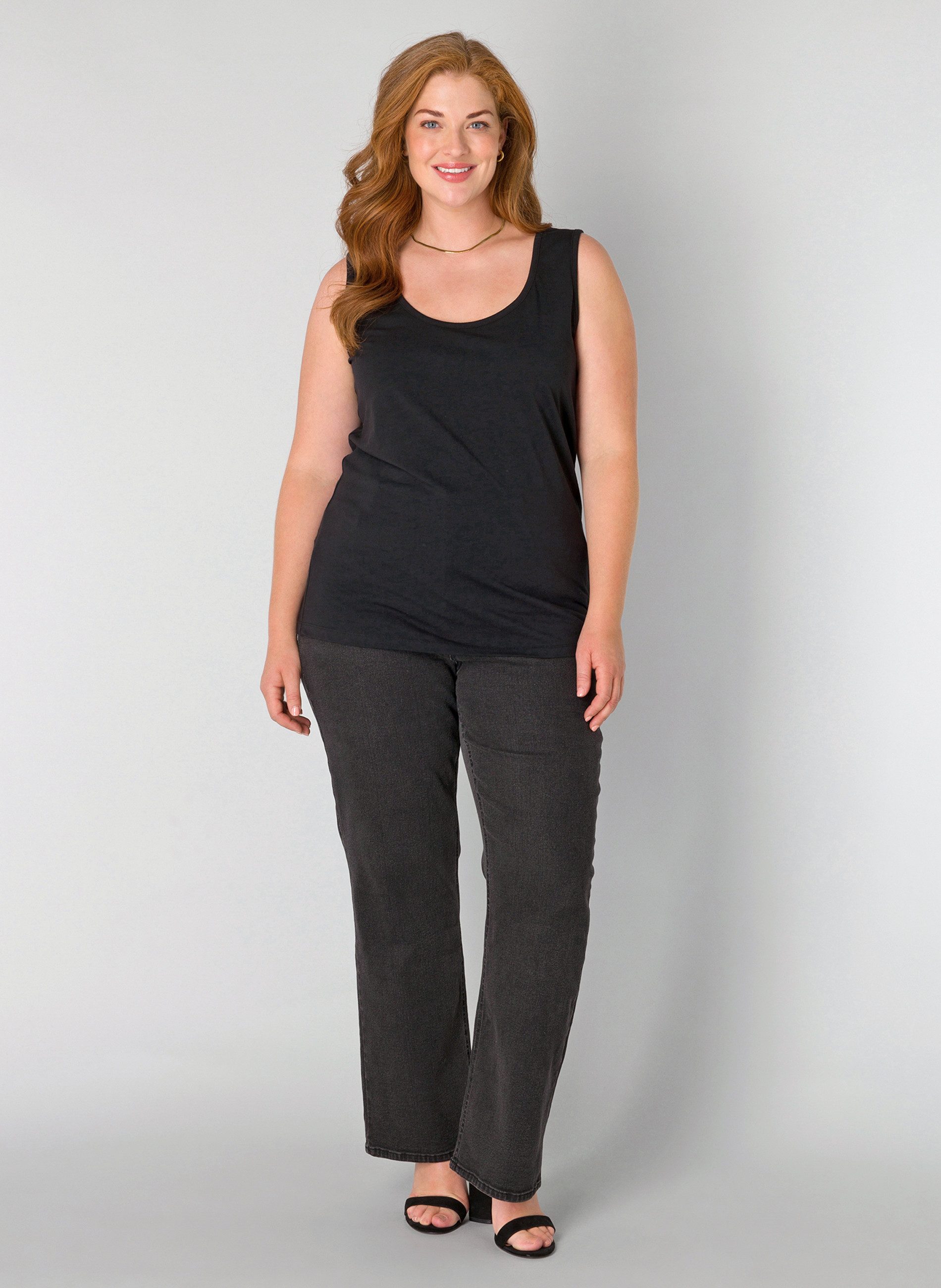Base Level Curvy Tanktop in grote maten