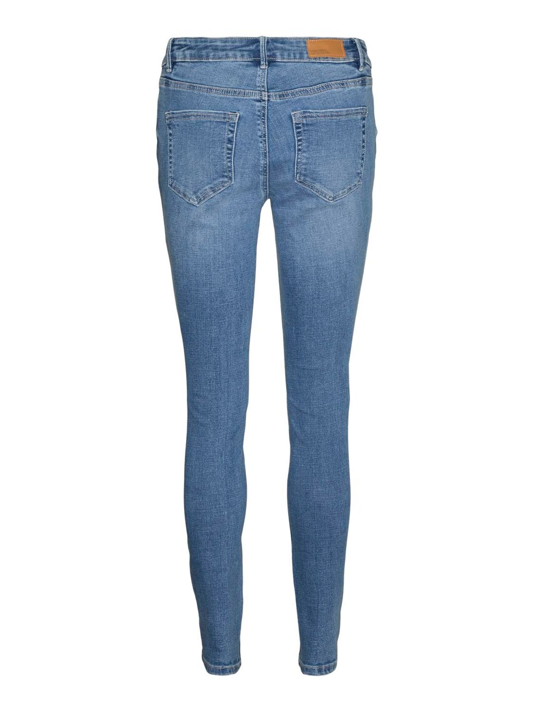 Vero Moda Curve Skinny fit jeans VMCFLASH MR SKINNY JEANS LI347 GA CUR