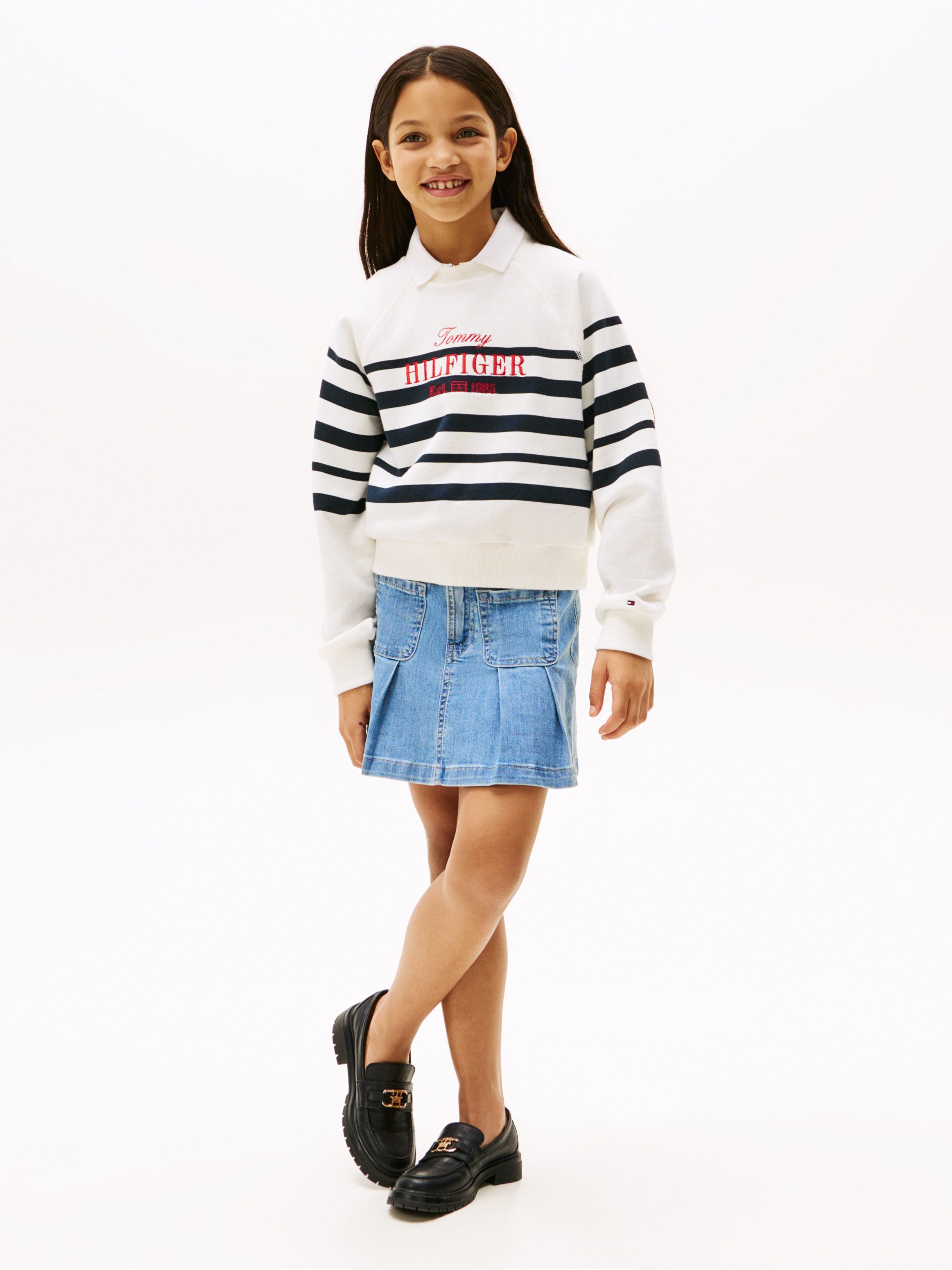 Tommy Hilfiger Sweatshirt TOMMY SCRIPT CN SWEATSHIRT met logo-borduursel, met streepjespatroon