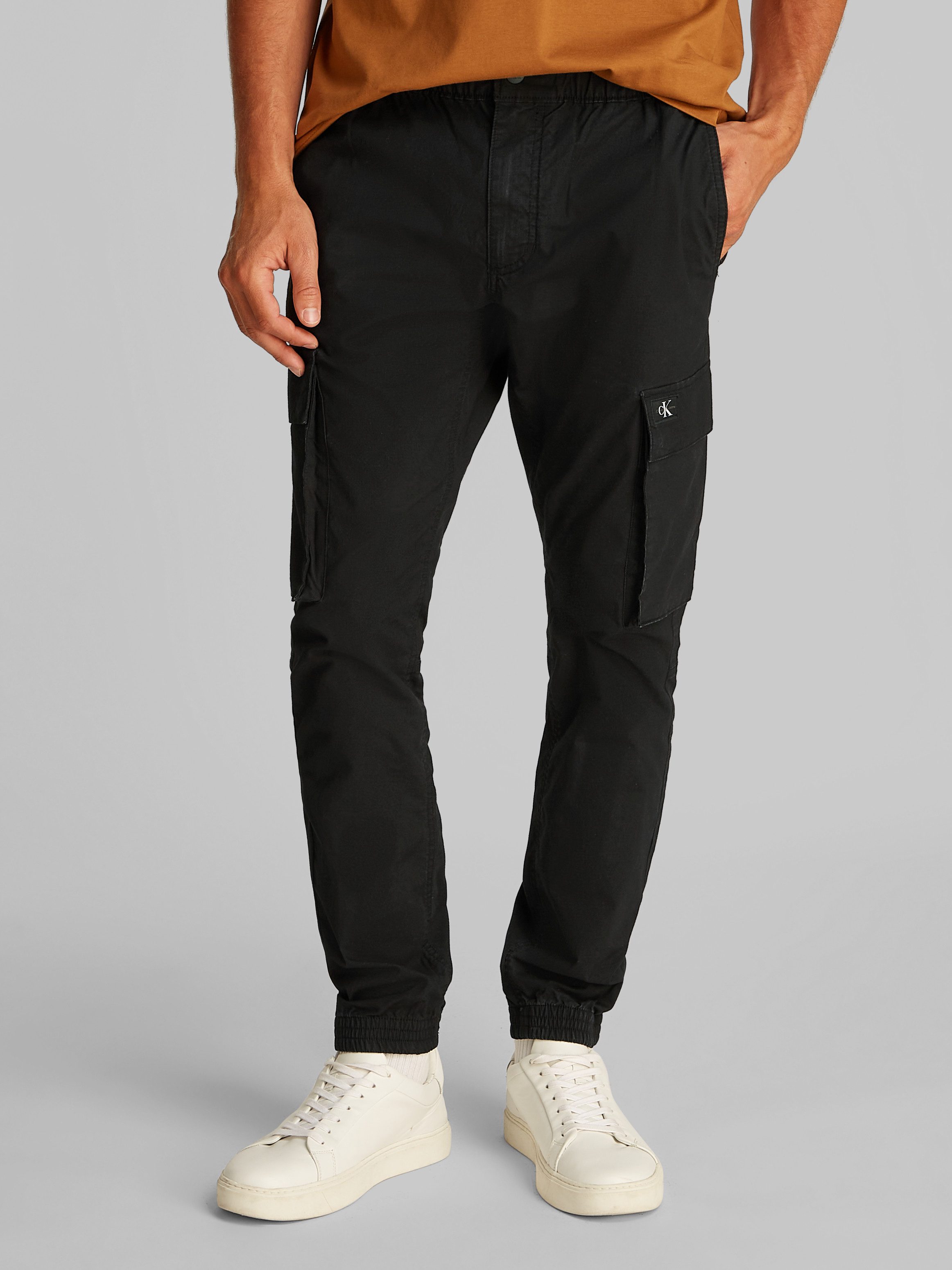 Calvin Klein Cargobroek SKINNY CARGO met logopatch