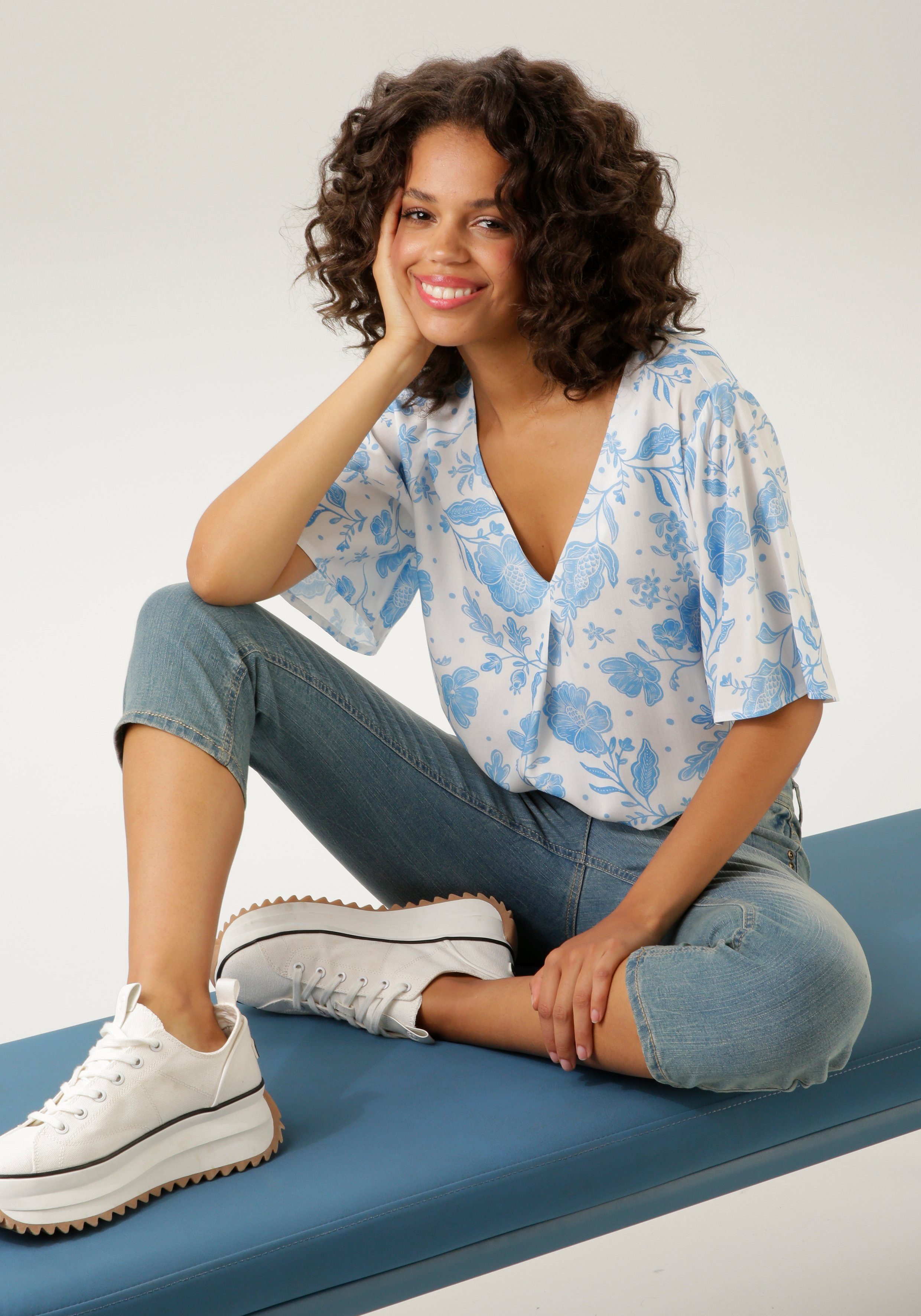 Aniston CASUAL Blouse zonder sluiting met maxi-bloemenprint