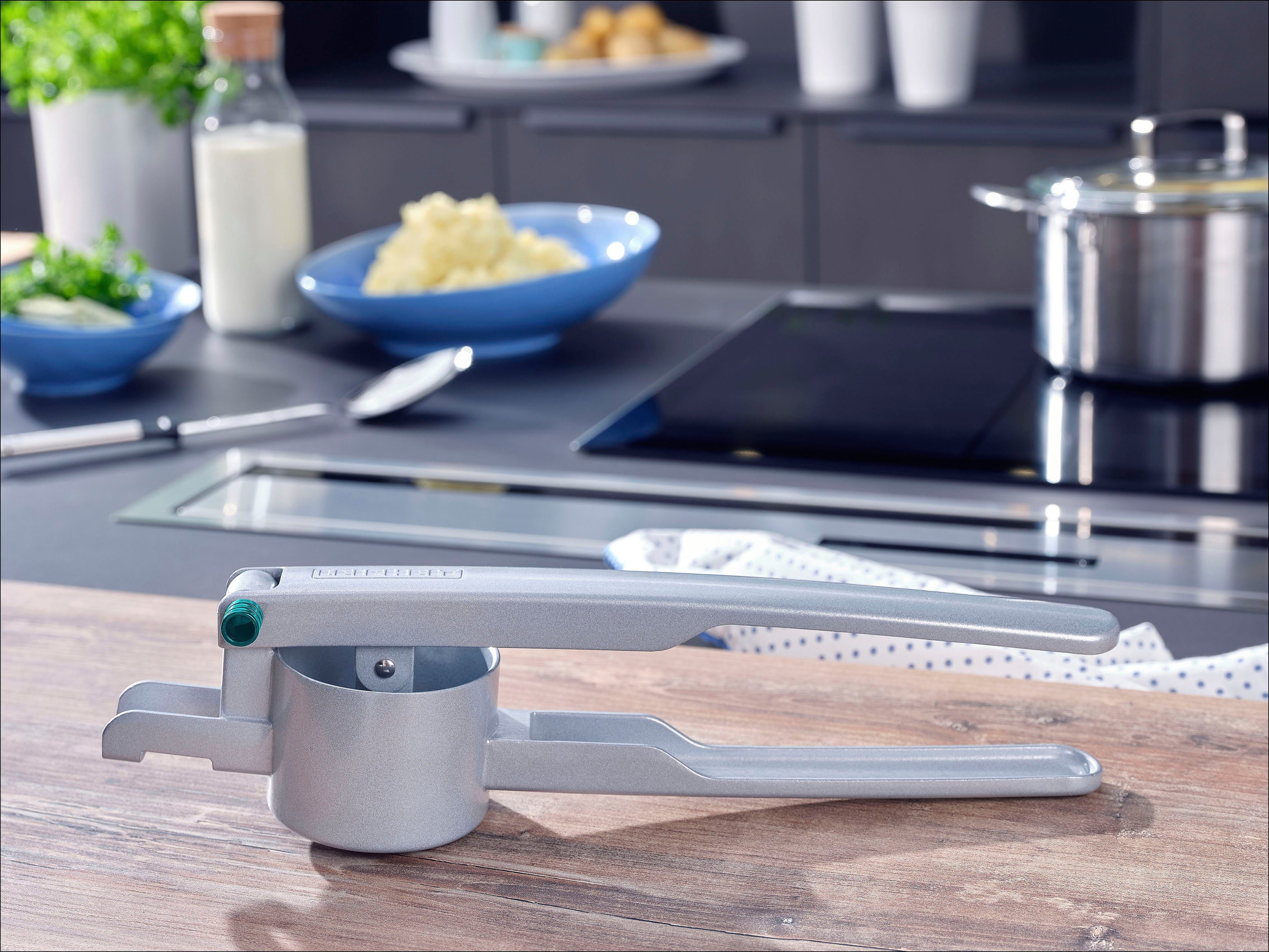 Leifheit Pureeknijper 3242 voor aardappelen, spaetzle, etc.