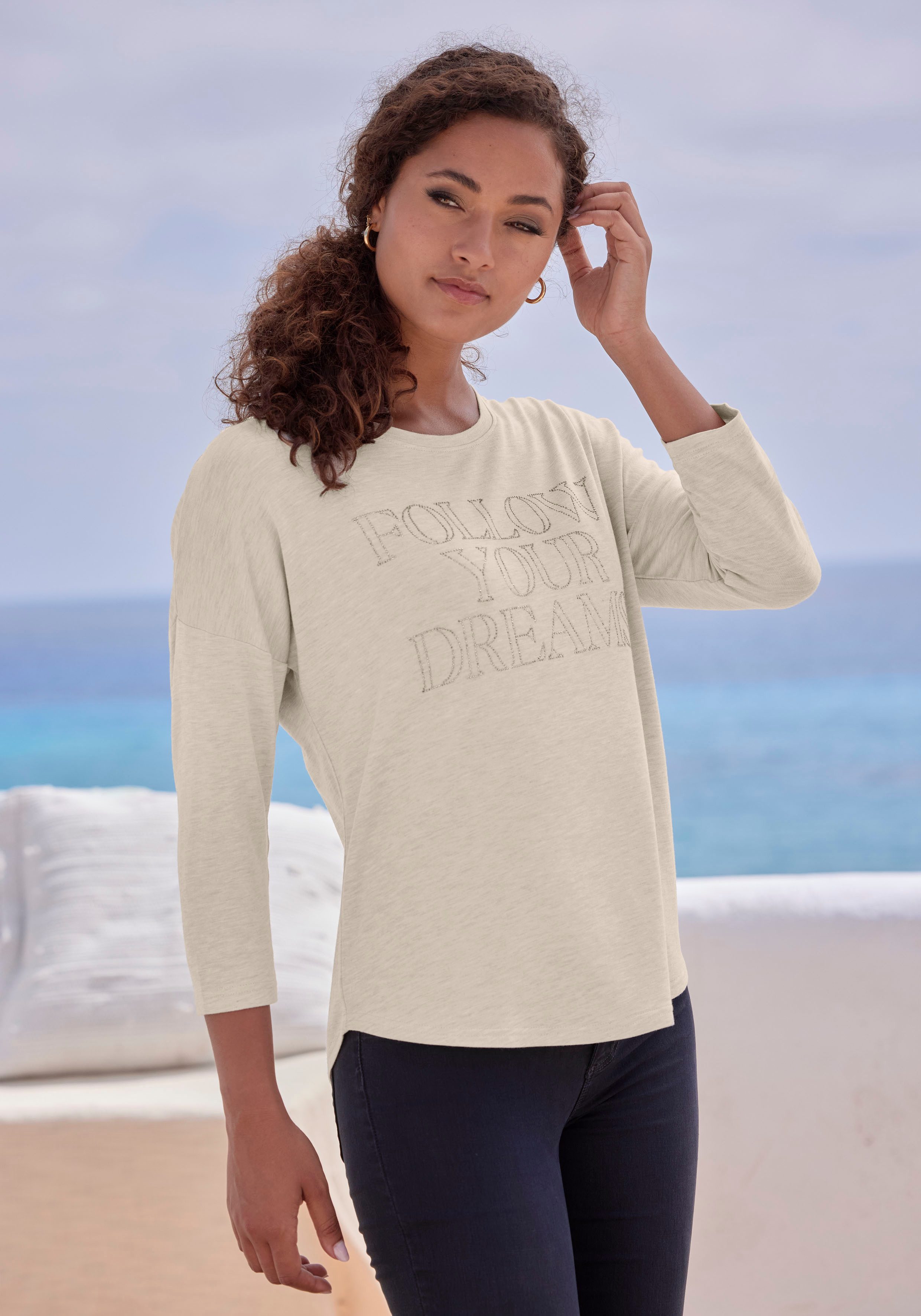 Lascana Shirt met 3/4 mouwen Met tekst van strassstenen van hoogwaardige french terry-kwaliteit van viscose
