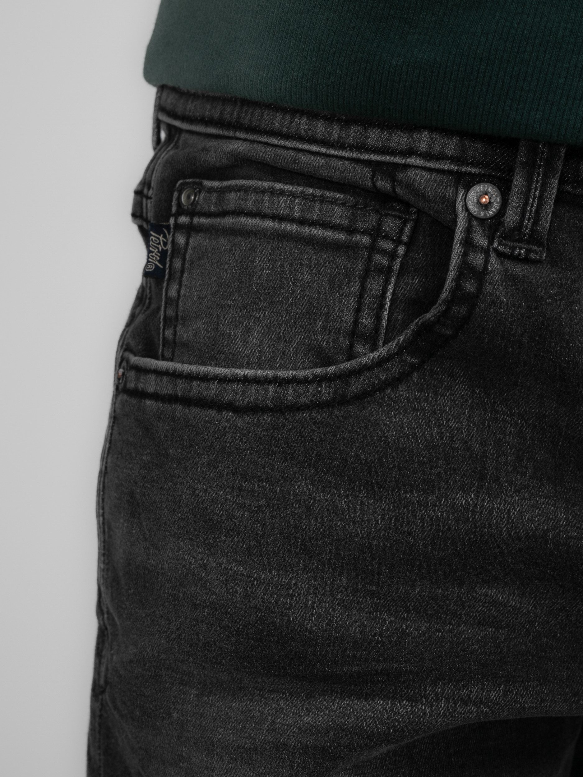 Petrol Industries Straight jeans met stone washed look