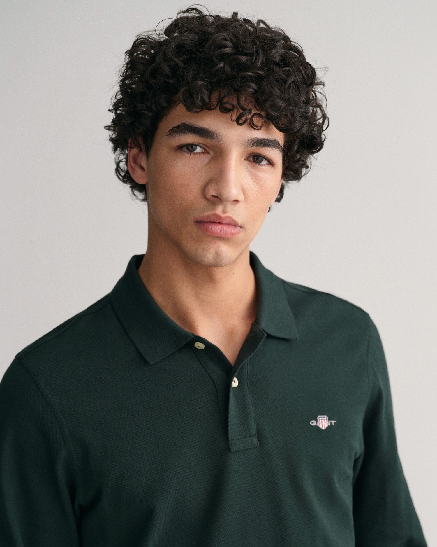 Gant Poloshirt REG SHIELD LS PIQUE RUGGER met logoborduursel op de borst