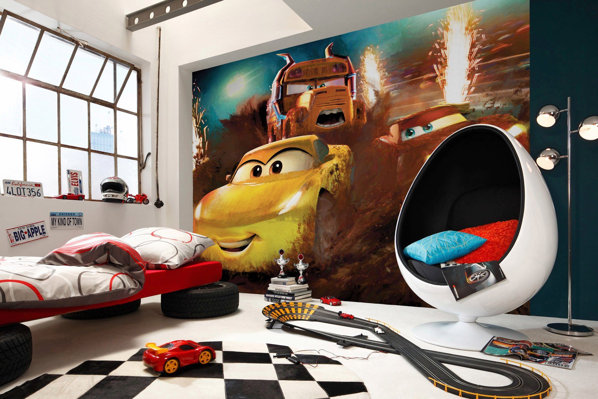 Komar Vliesbehang Digitale print vlies - Cars Dirt Track - Afmeting 350 x 250 cm