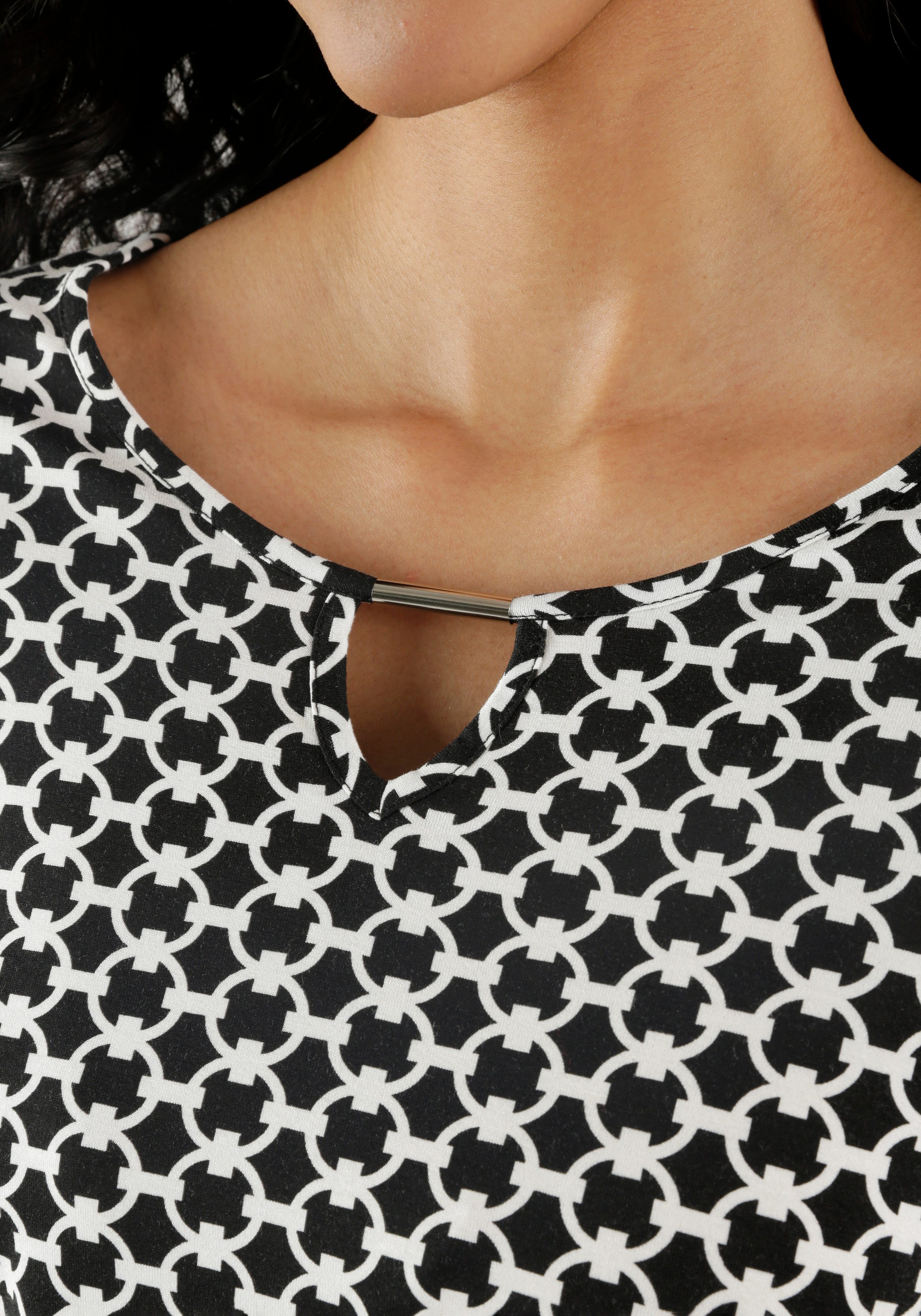 Aniston SELECTED Shirt met lange mouwen met sieraandeel en cut-out aan de halslijn