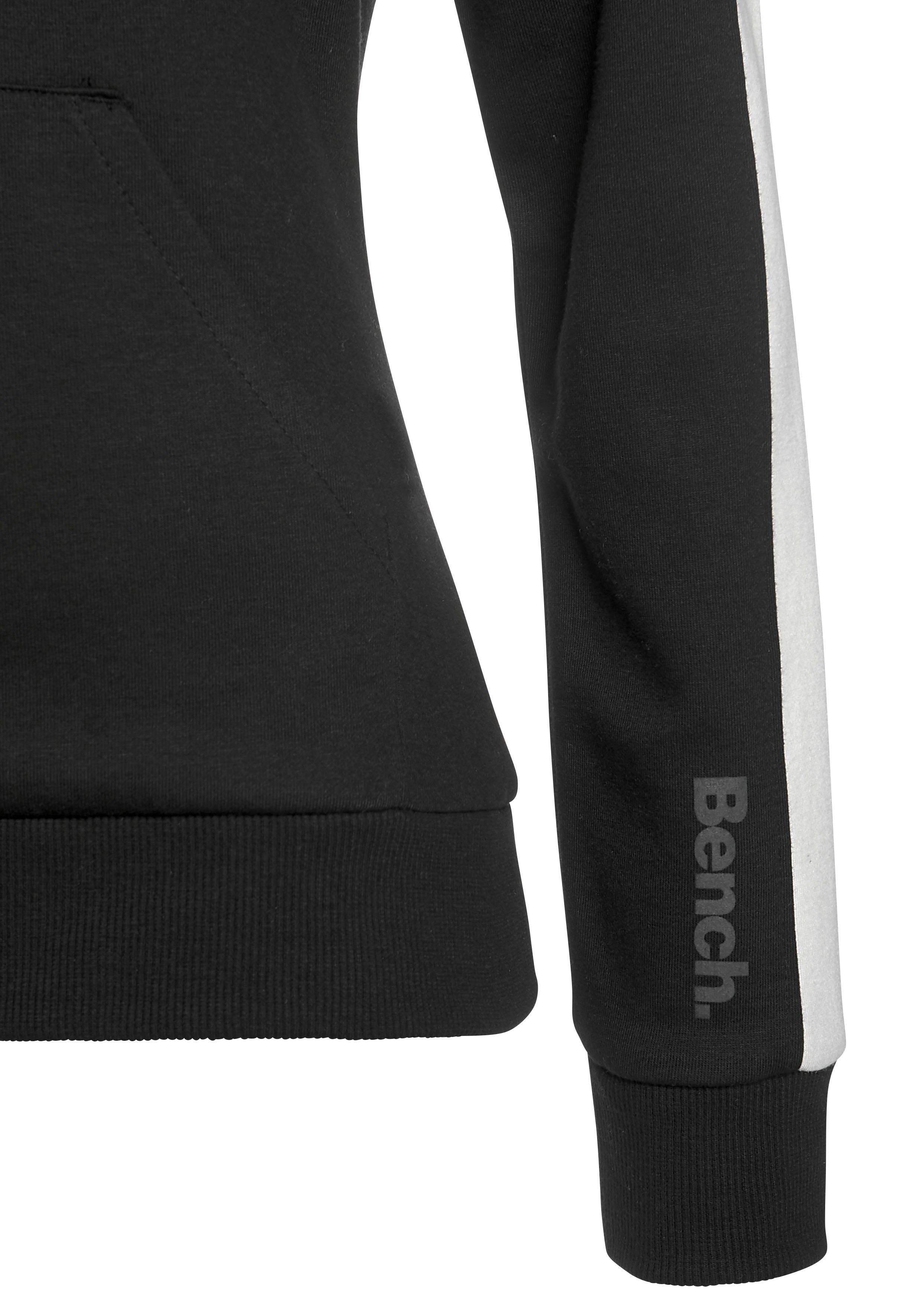 Bench. Loungewear Hoodie met zijstrepen en kangoeroe zak, loungewear
