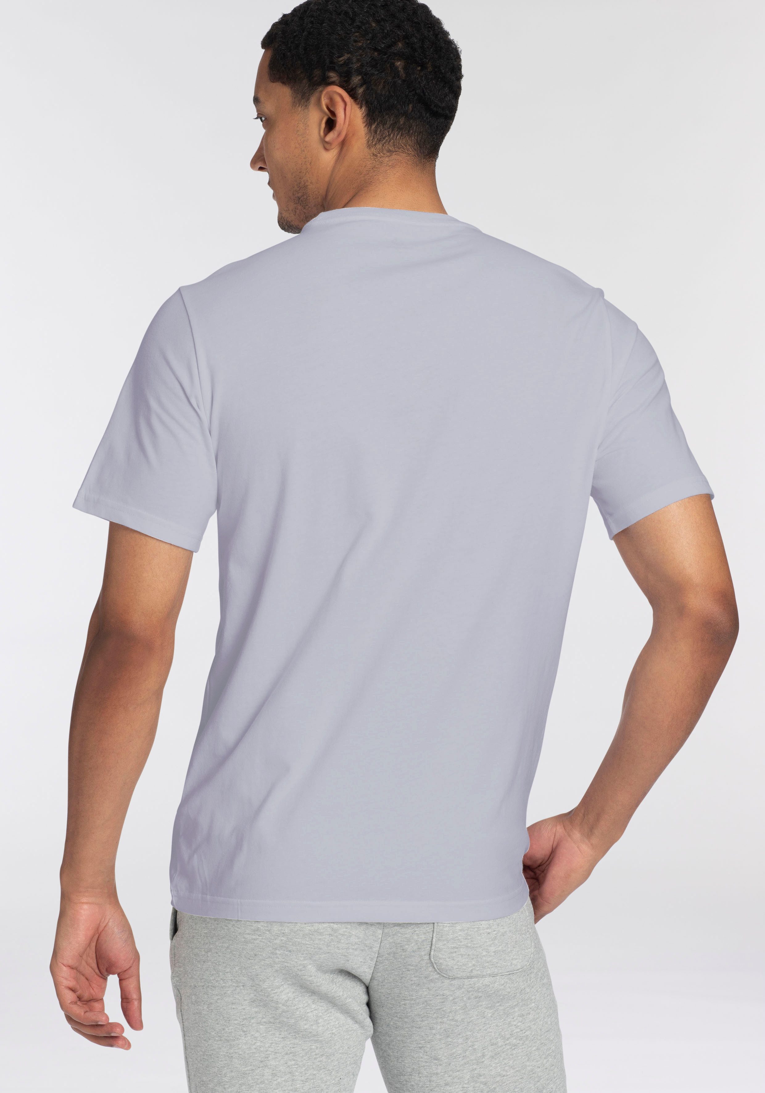 Converse T-shirt UNISEX CONVERSE GO-TO ALL STAR PATCH LOGO STANDARD FIT T-SHIRT (1-delig)